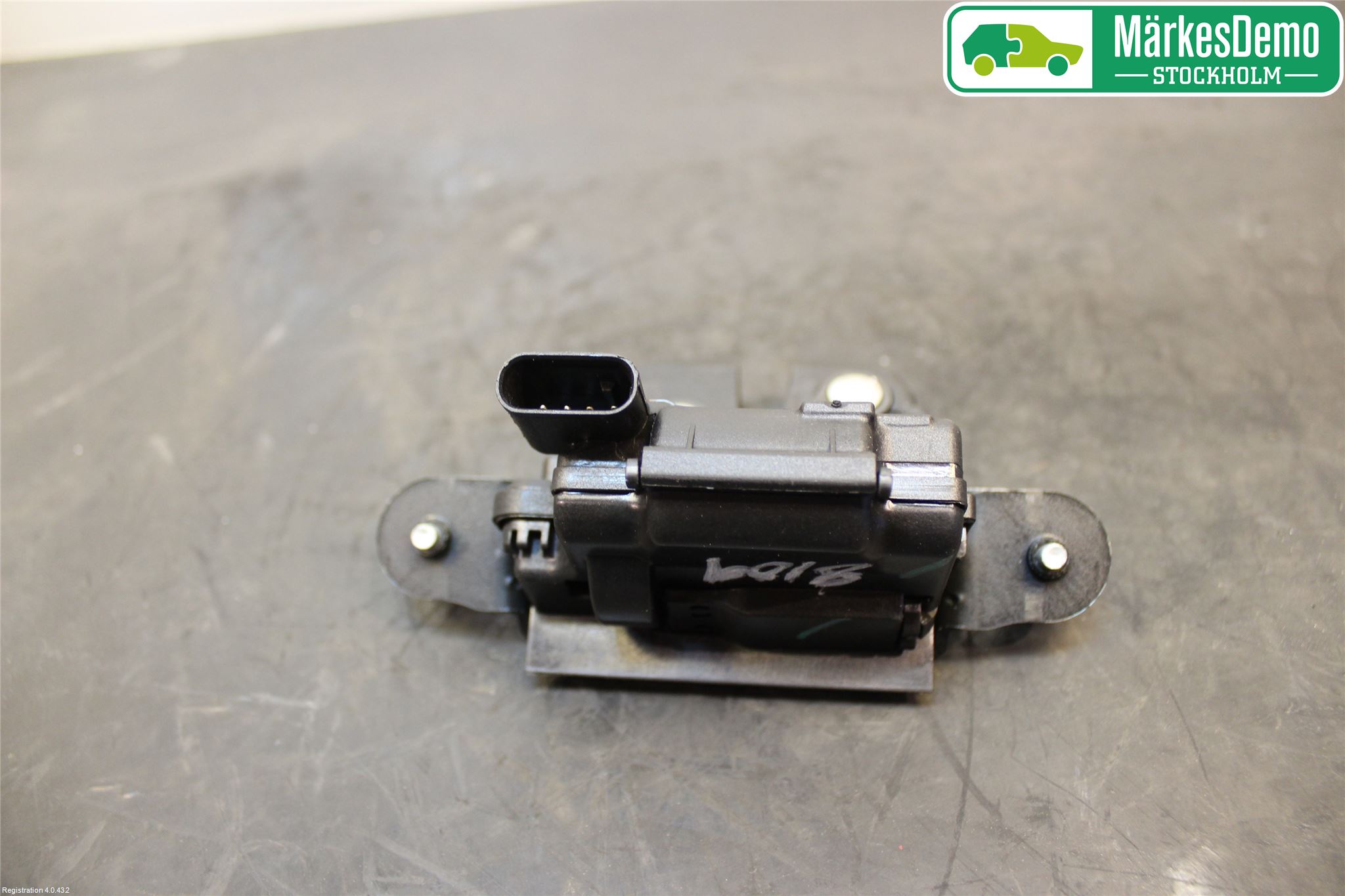 Fiat TIPO/CROSS 16- Låskista Baklucka