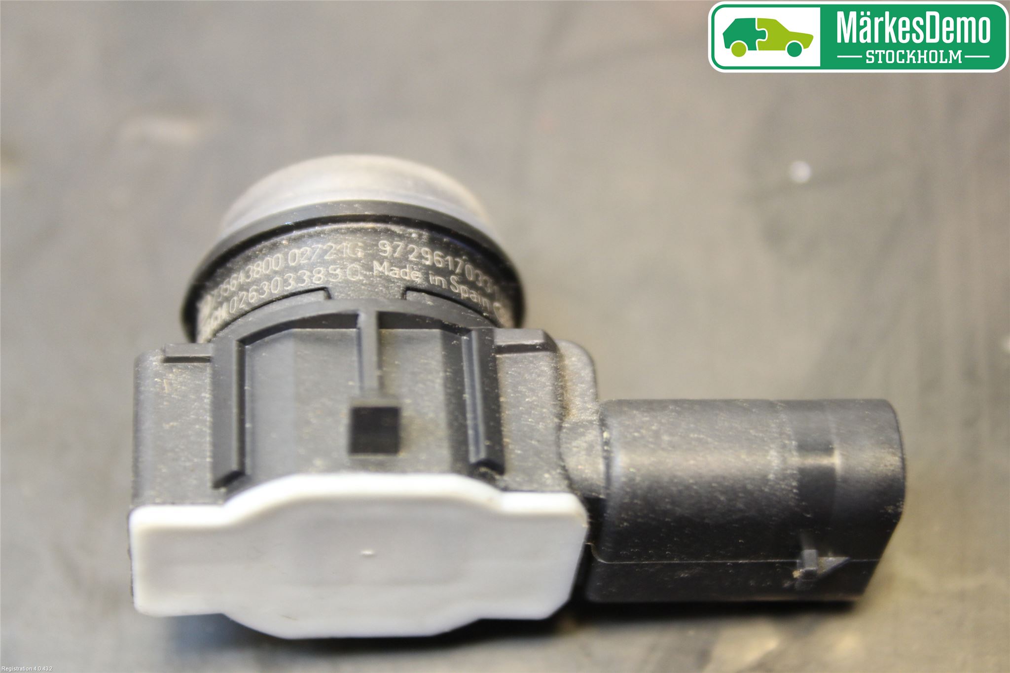 Fiat TIPO/CROSS 16- Parkeringshjälp Backsensor