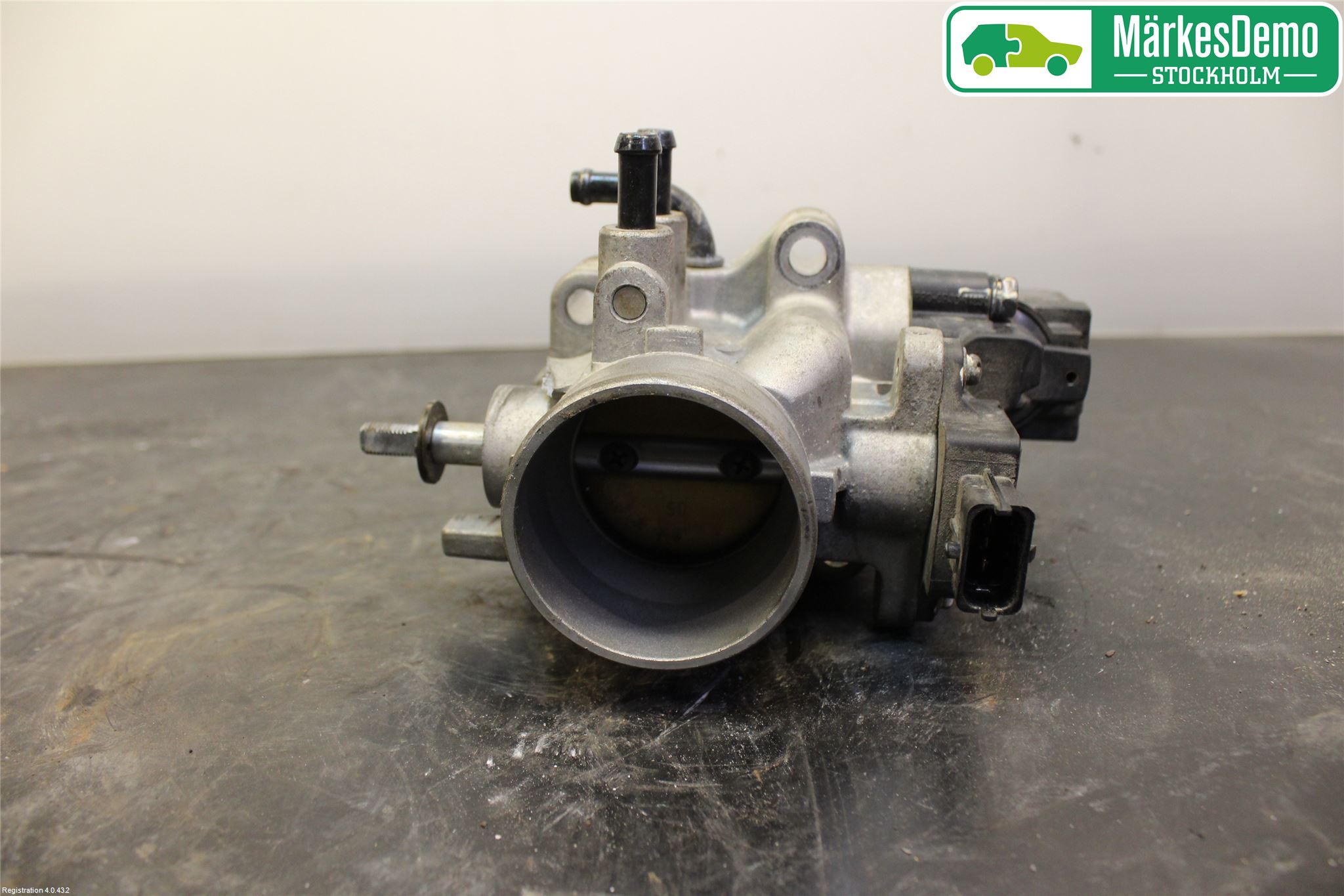 Hyundai ACCENT   03-06 Injspjällhus