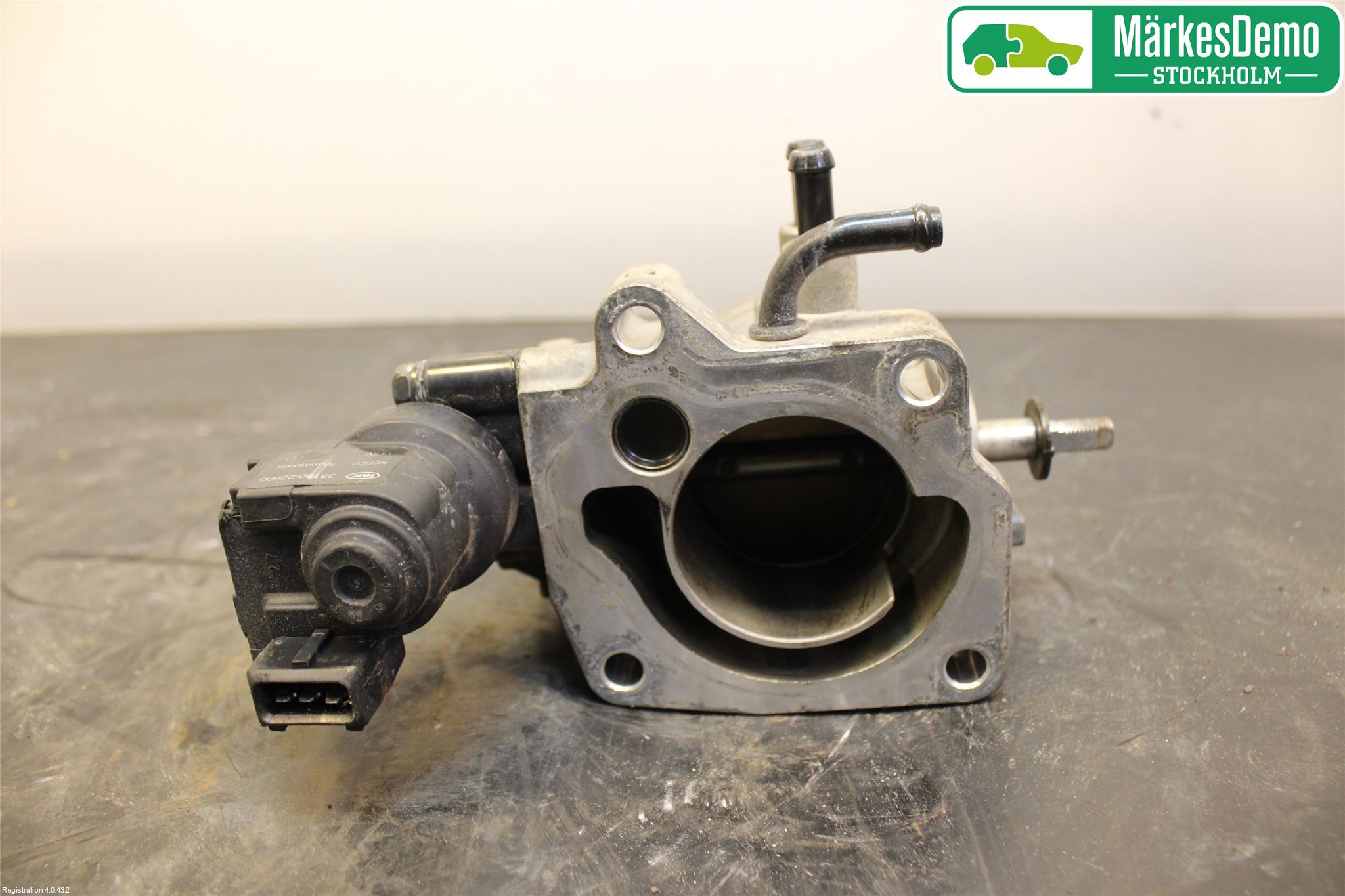 Hyundai ACCENT   03-06 Injspjällhus