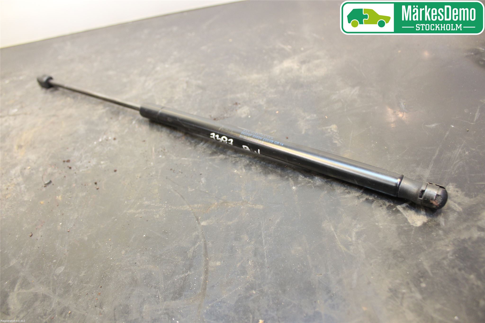 Landrover RANGE ROVER SPORT (L320) 10-13 Gasfjäder Baklucka