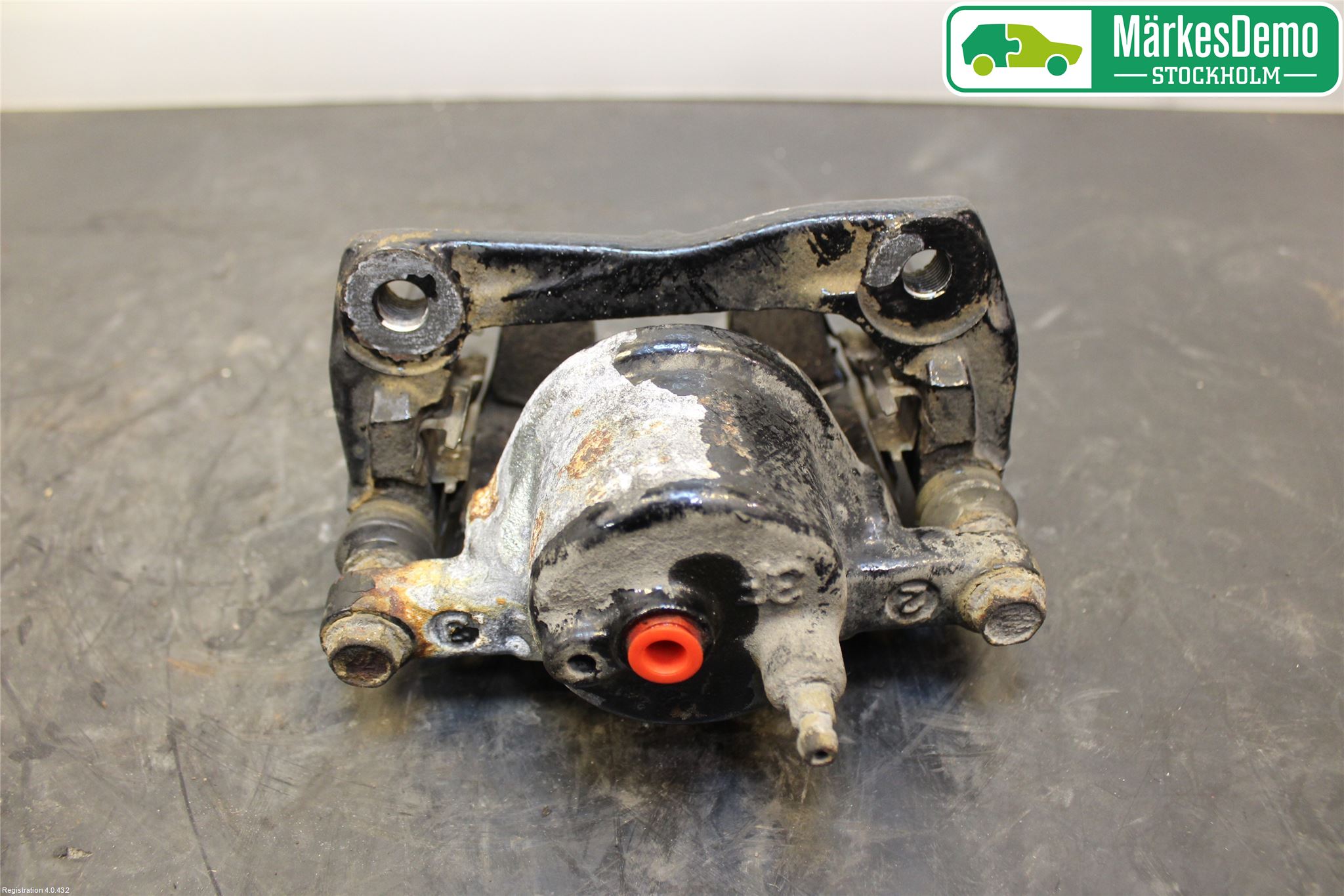 Toyota YARIS P1 03-05 Bromsok Fram Vänster