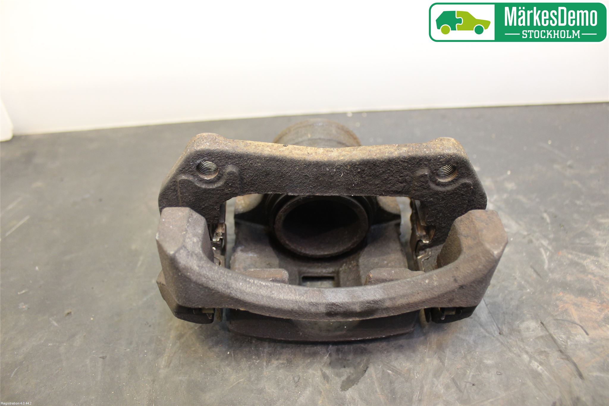 Mazda 2 (DE) 08-15 Bromsok Fram Vänster