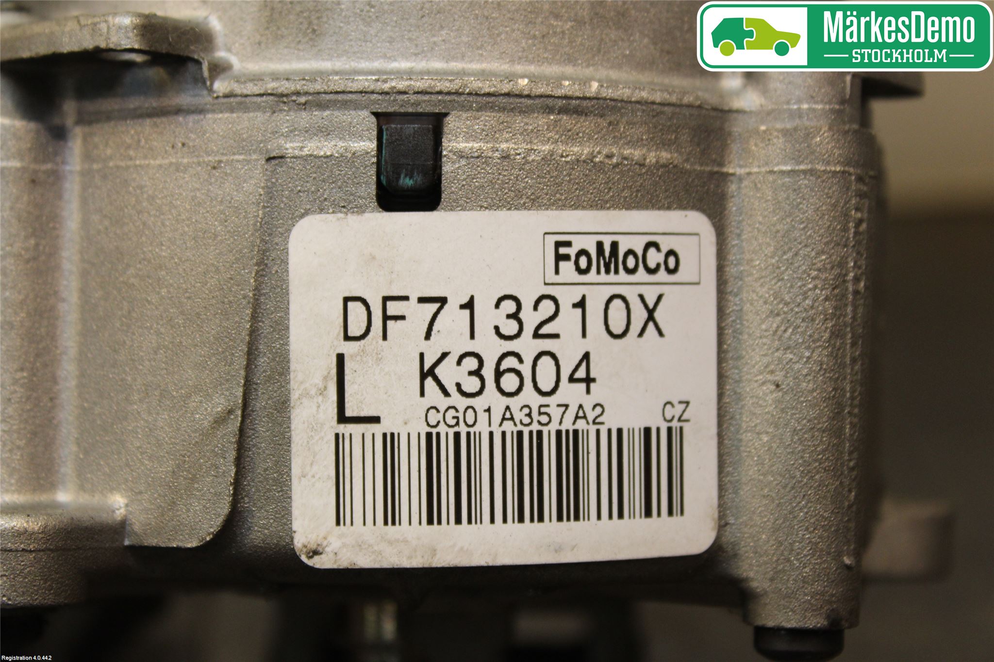 Mazda 2 (DE) 08-15 Rattaxelagg Med Inb Servo