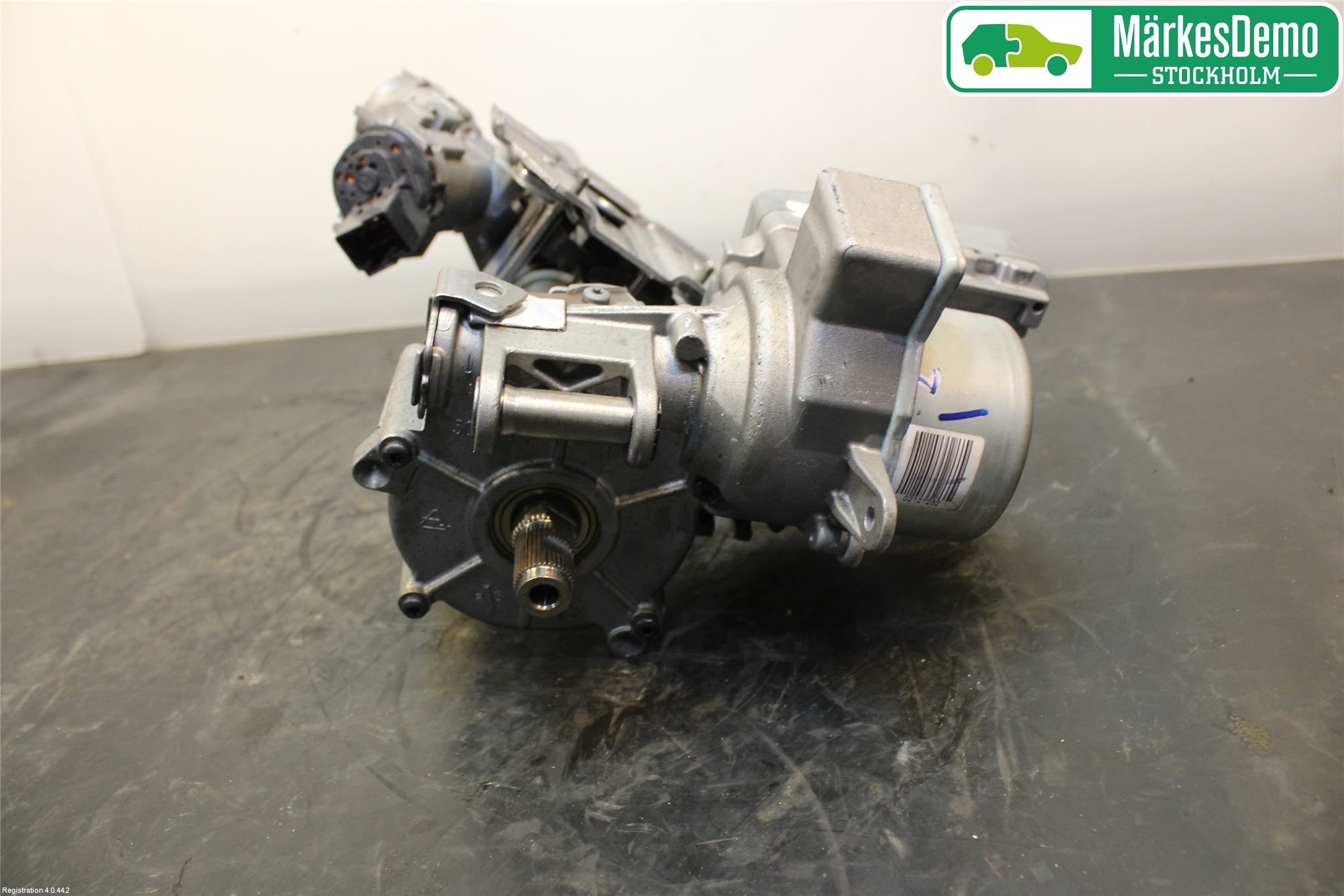 Mazda 2 (DE) 08-15 Rattaxelagg Med Inb Servo