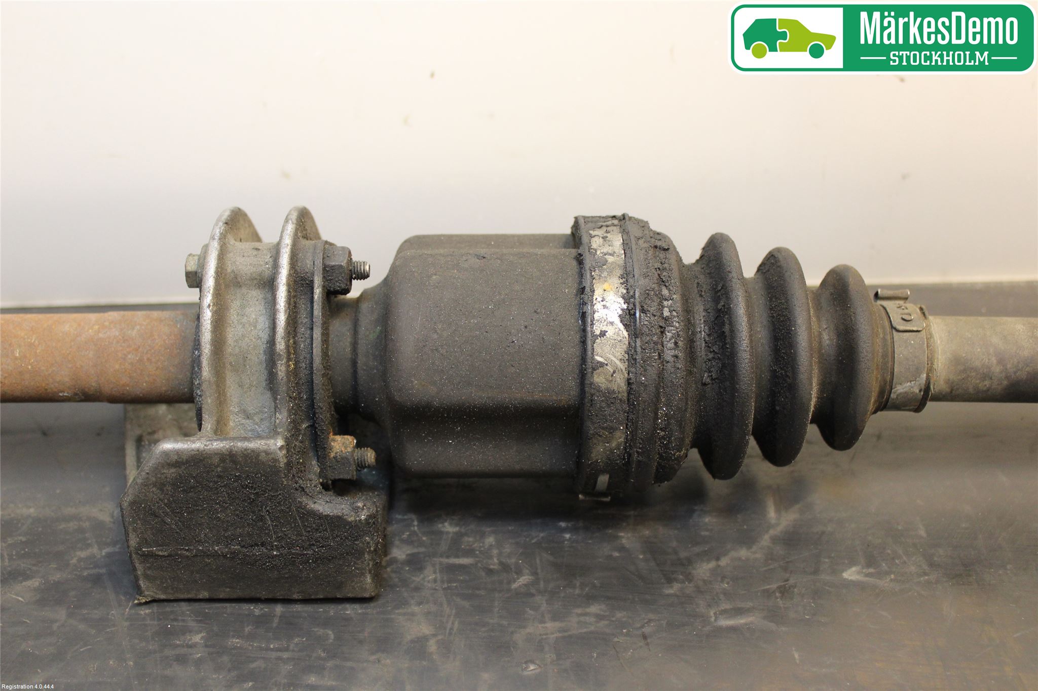Alfa Mi.To 09-17 Drivaxel Fram Höger