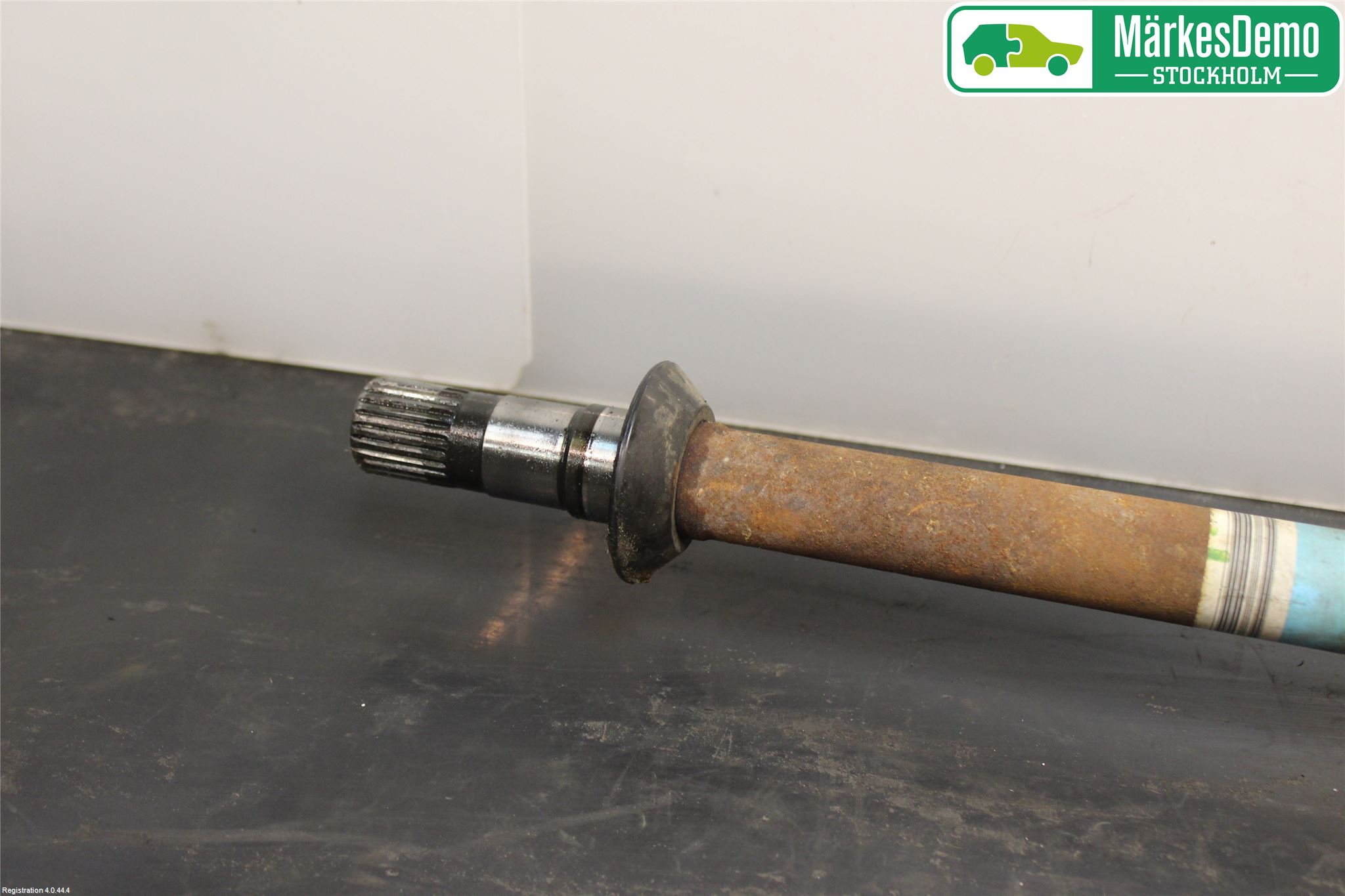 Alfa Mi.To 09-17 Drivaxel Fram Höger