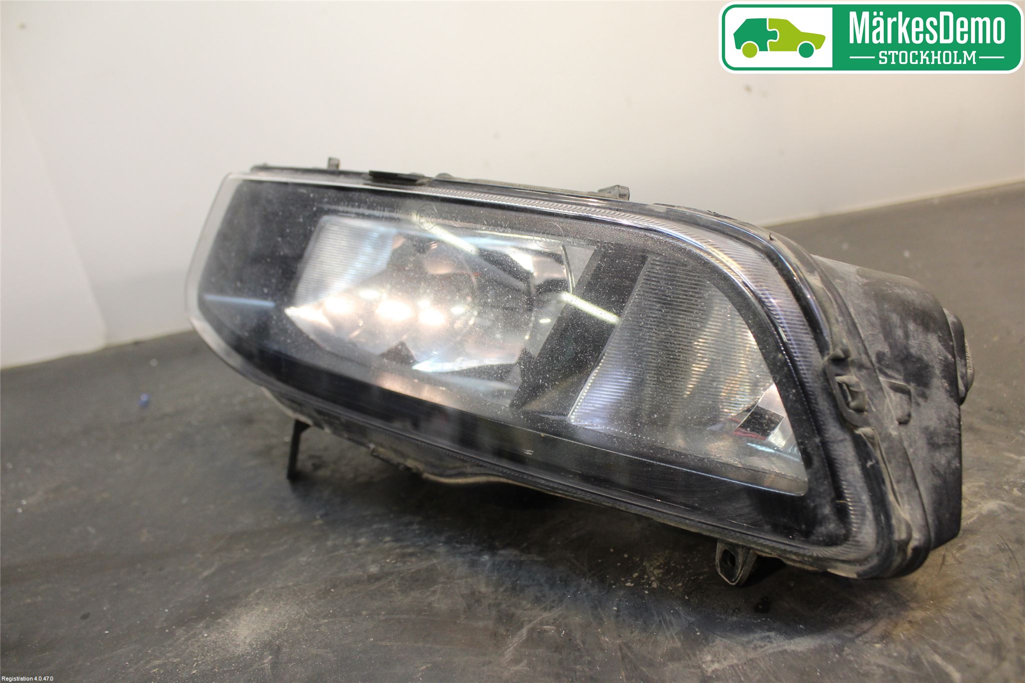 Volkswagen VW POLO 10-17 Dimljus-Varselljus Fram