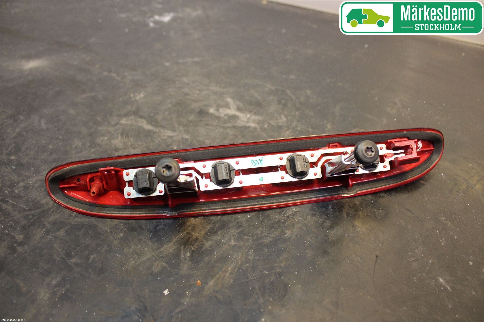 Peugeot 208 12-15 Bromsljus Bakruta