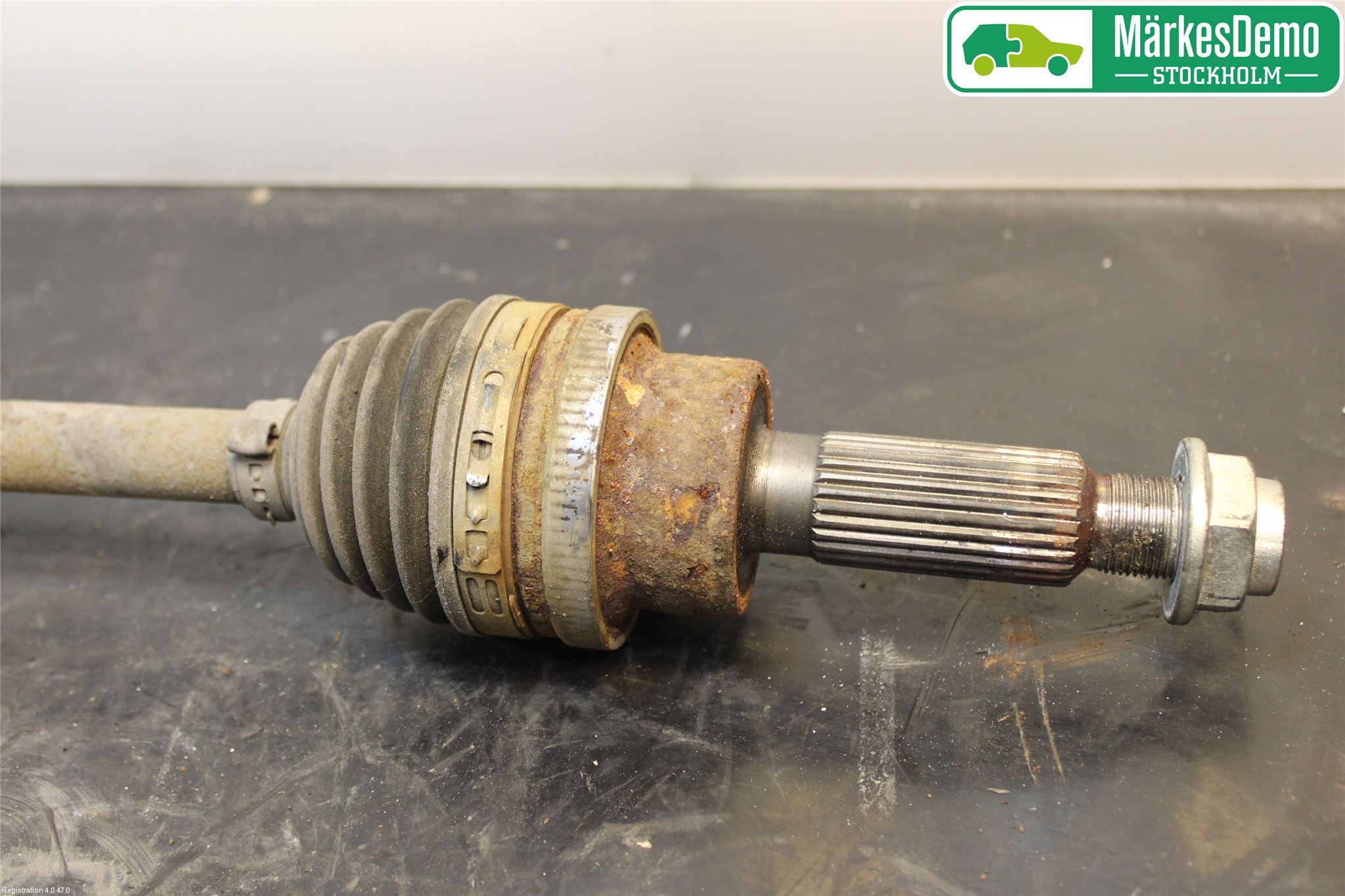 Ford KUGA 13-16 Drivaxel Bak Höger