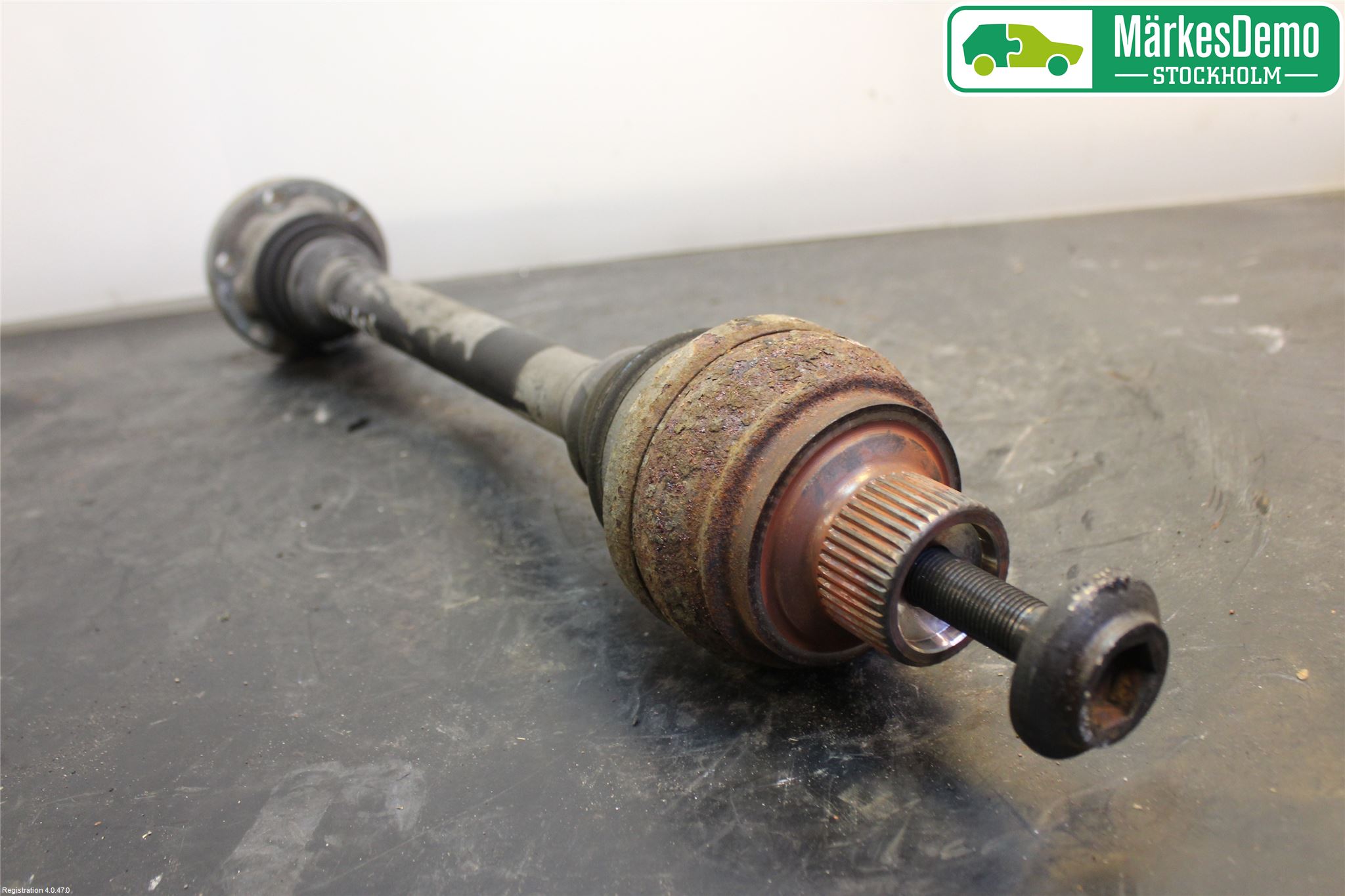 Audi A4/S4 08-11 Drivaxel Bak Höger