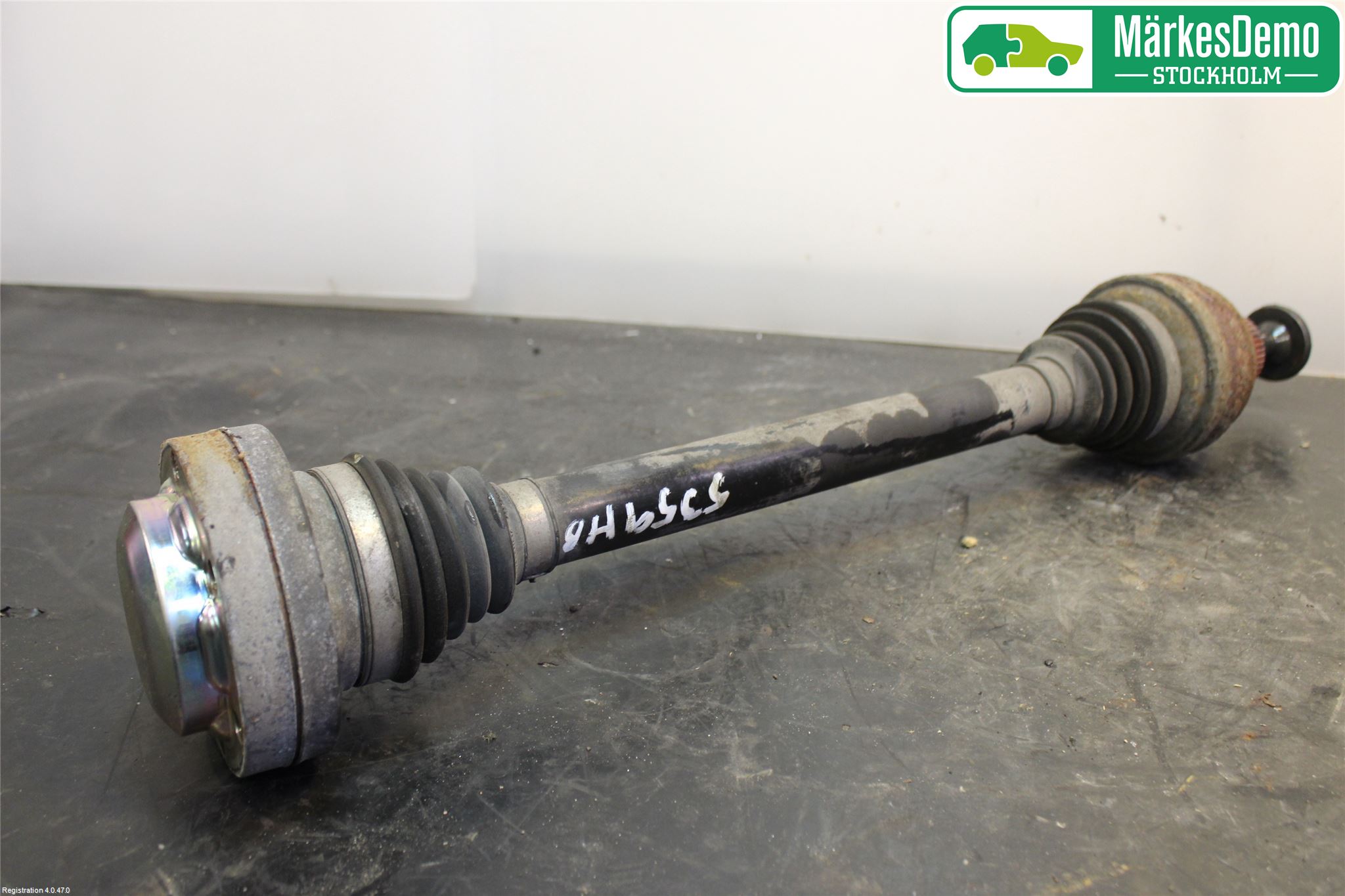 Audi A4/S4 08-11 Drivaxel Bak Höger