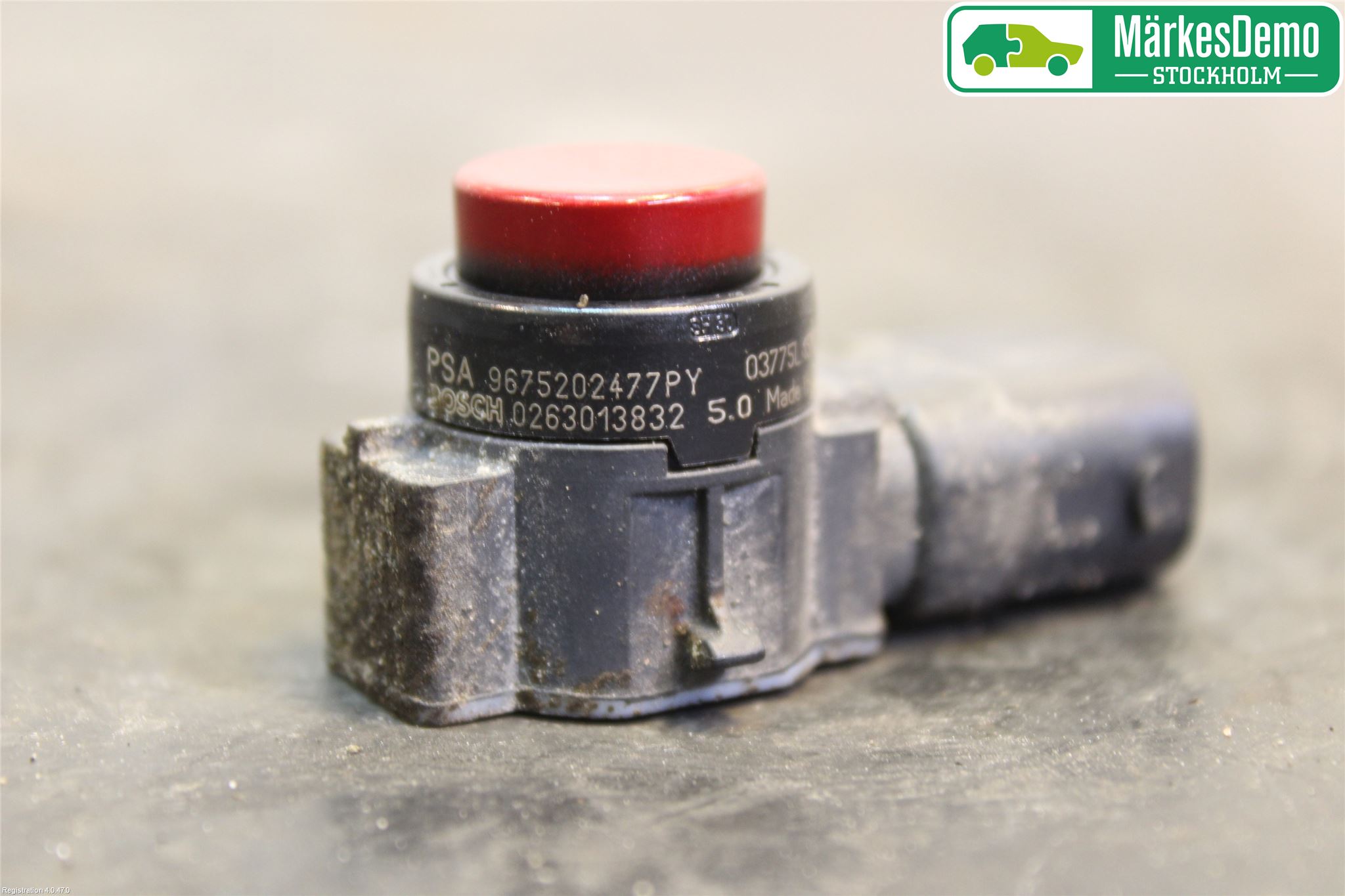 Peugeot 208 12-15 Parkeringshjälp Backsensor