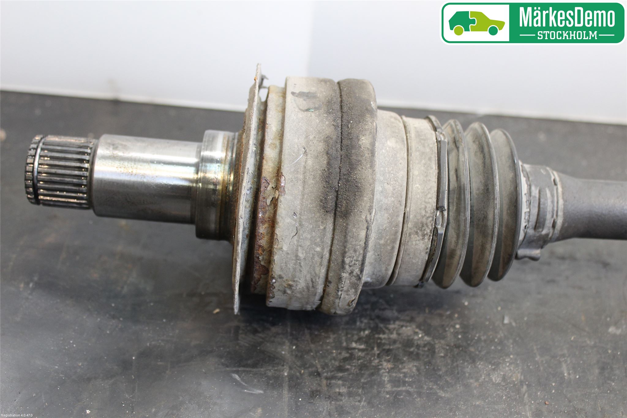 Mercedes-Benz MB GLK-KLASS (X204) 08-16 Drivaxel Bak Höger