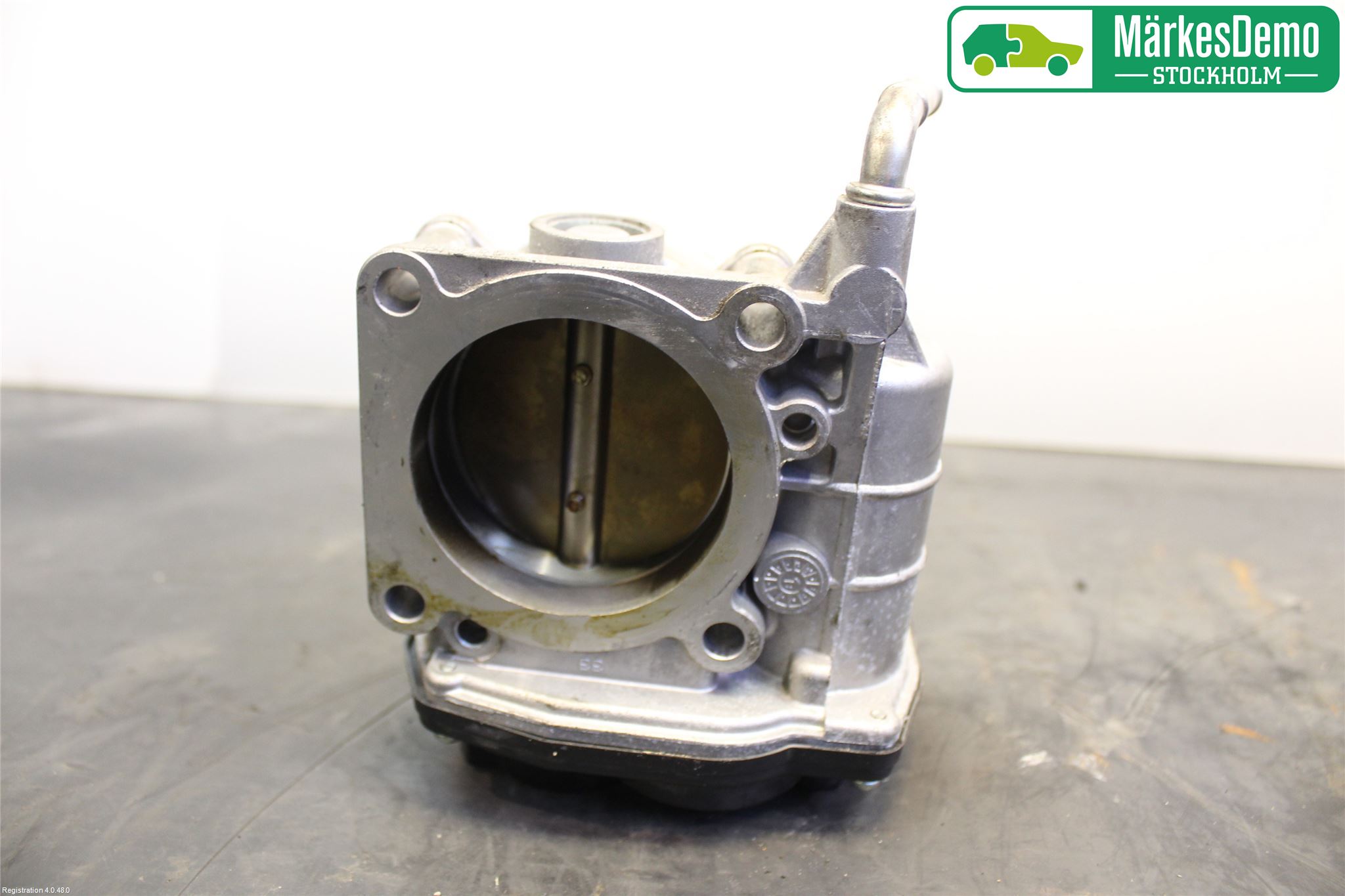 Nissan QASHQAI+2  10-14 Injspjällhus