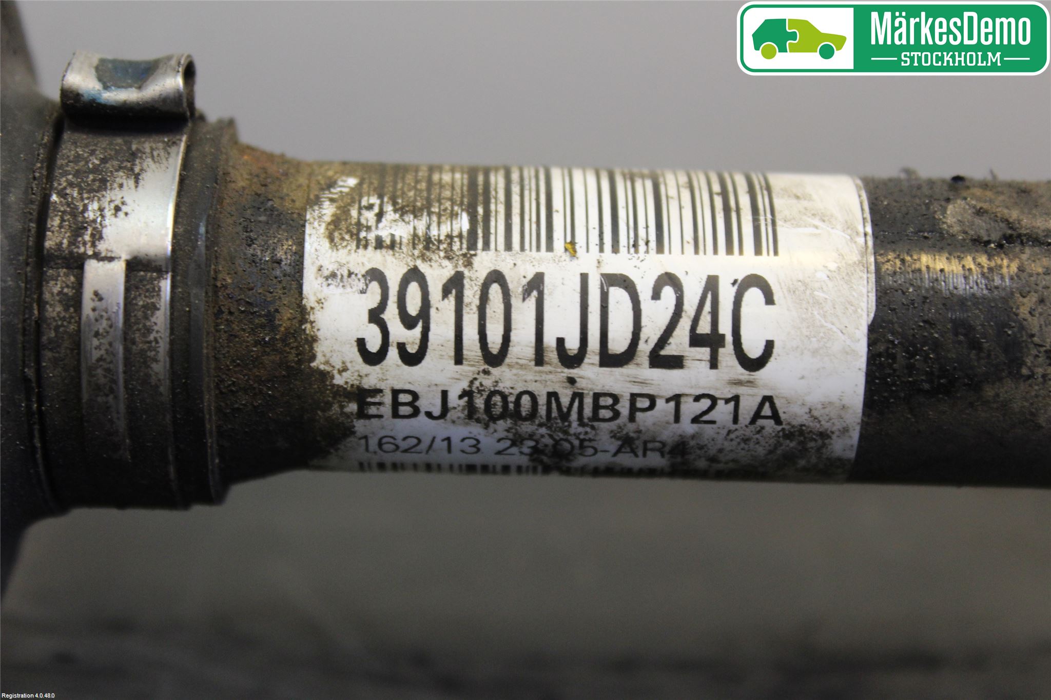 Nissan QASHQAI+2  10-14 Drivaxel Fram Vänster