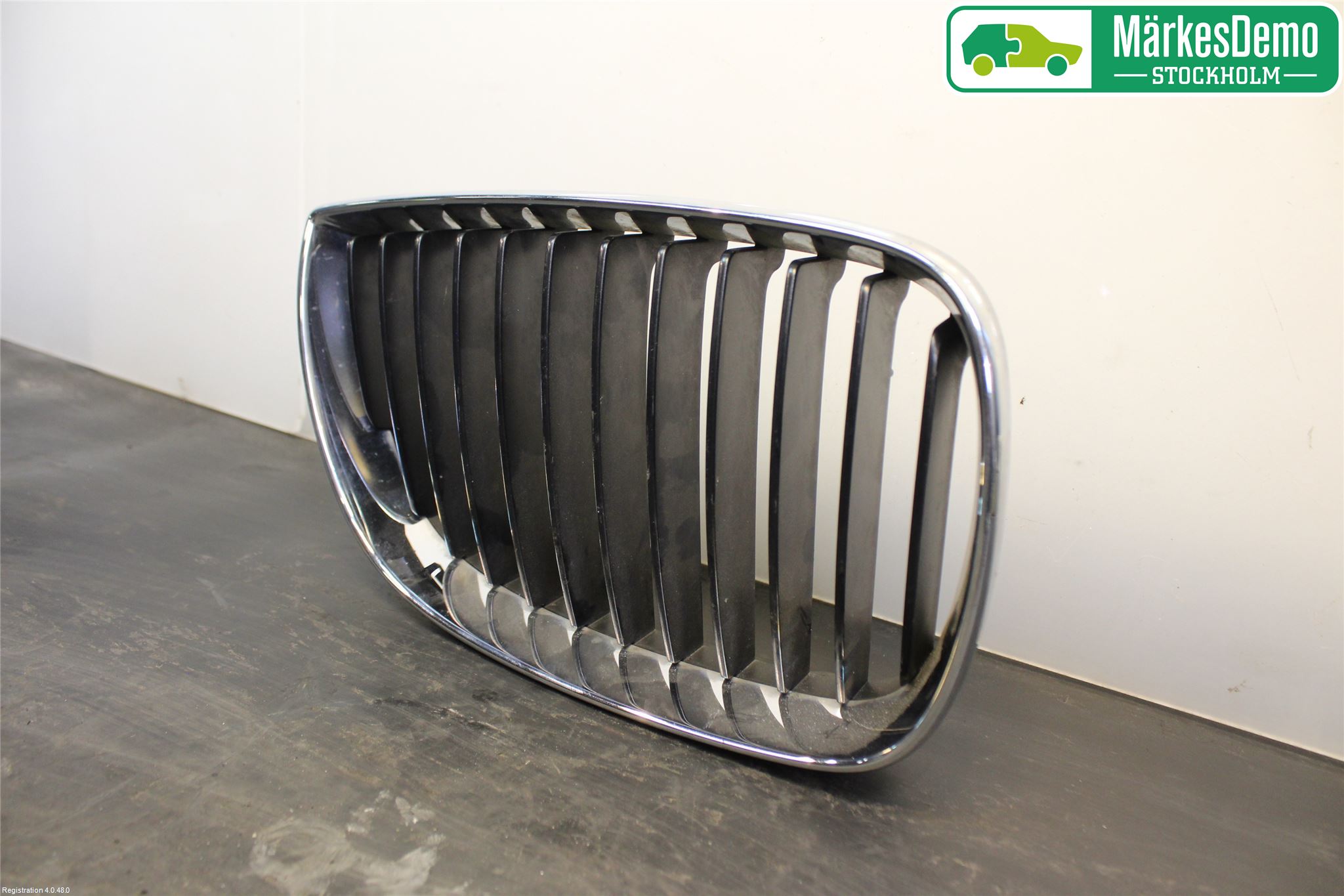BMW 1 E87/81 5D/3D 03-11 Grilldel Höger