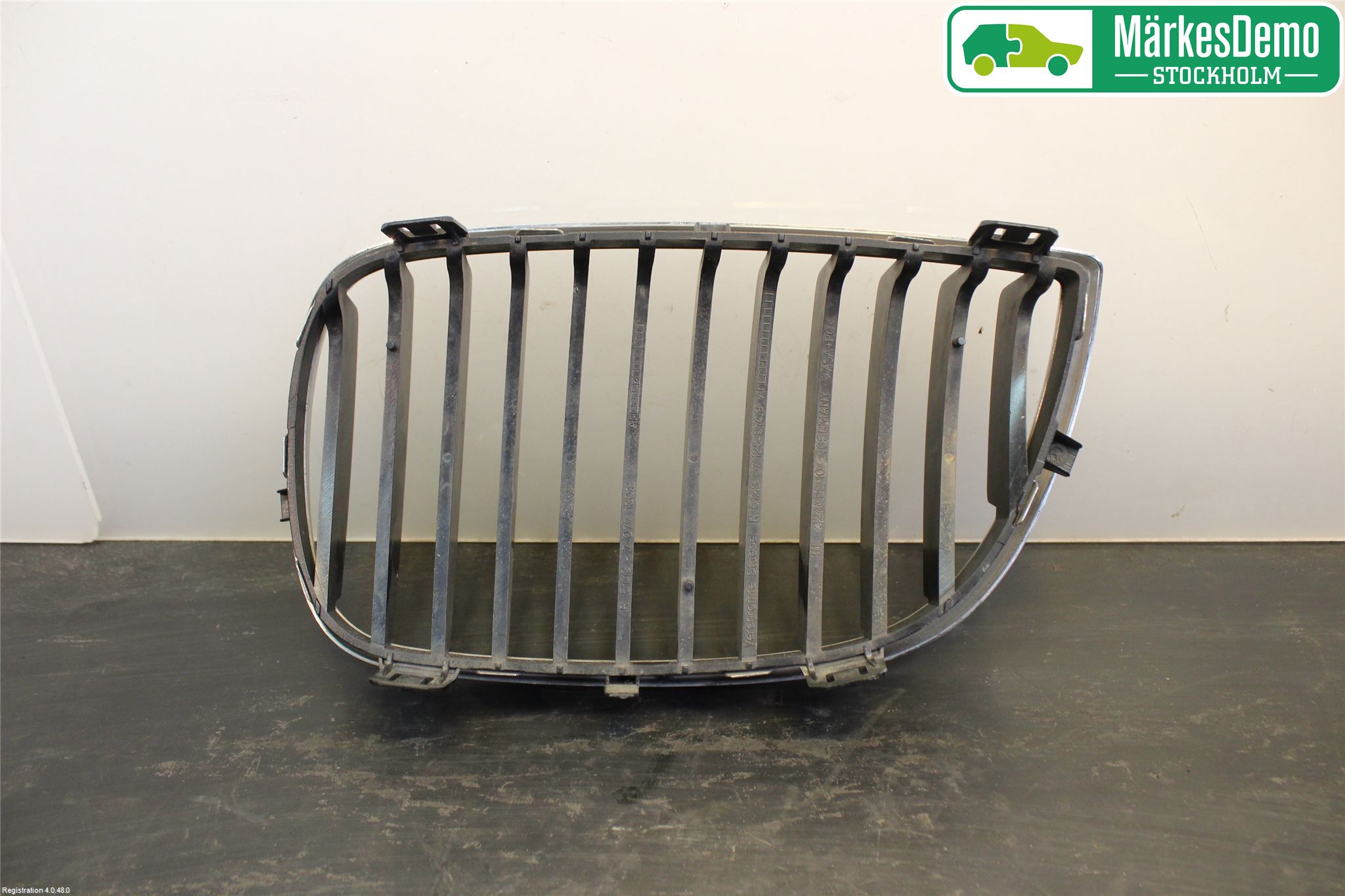 BMW 1 E87/81 5D/3D 03-11 Grilldel Höger