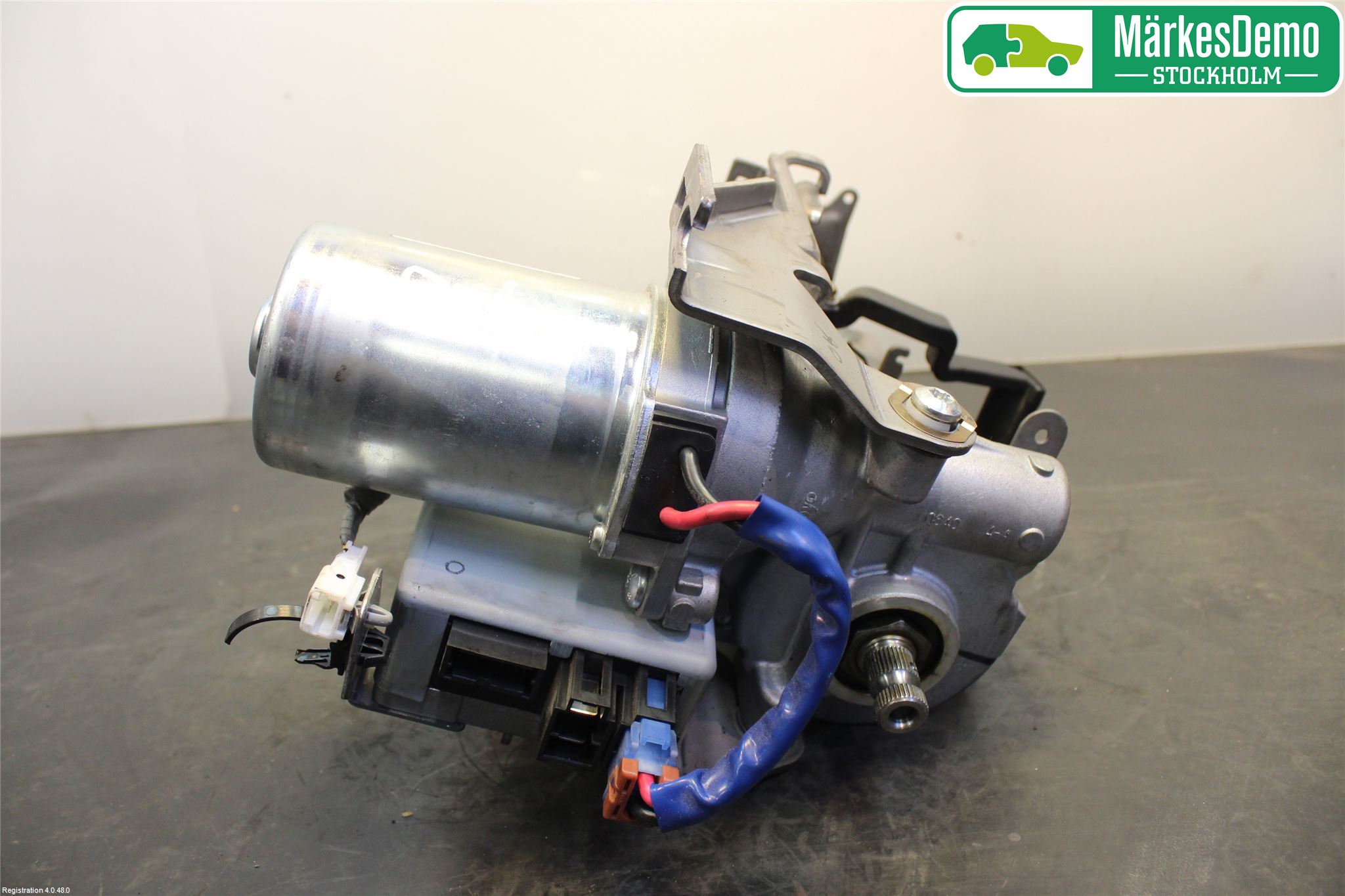 Nissan NOTE E11 06-14 Rattaxelagg Med Inb Servo