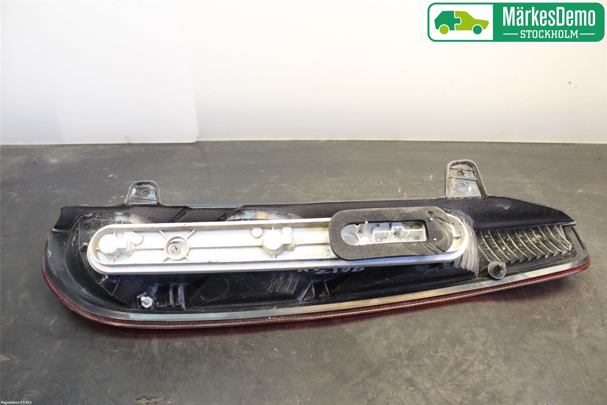 Ford FOCUS 04-07 Bakljus Vänster