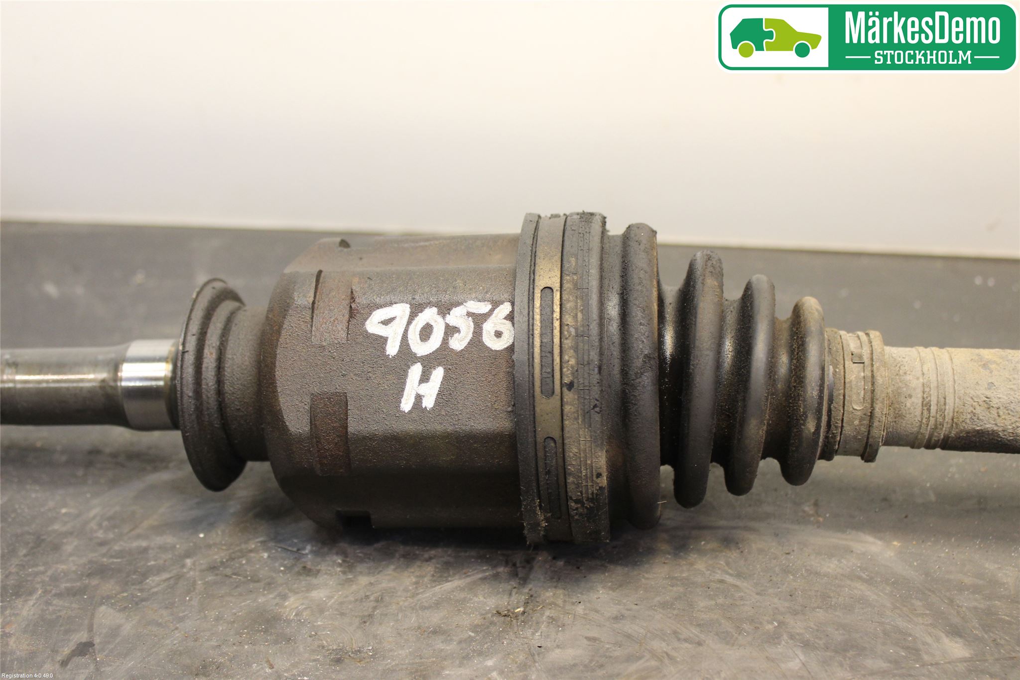 Toyota RAV 4 00-06 Drivaxel Fram Höger