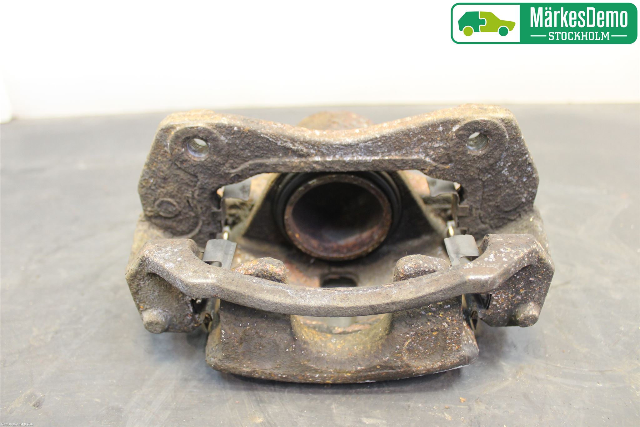 Kia CEED 06-12 Bromsok Fram Vänster