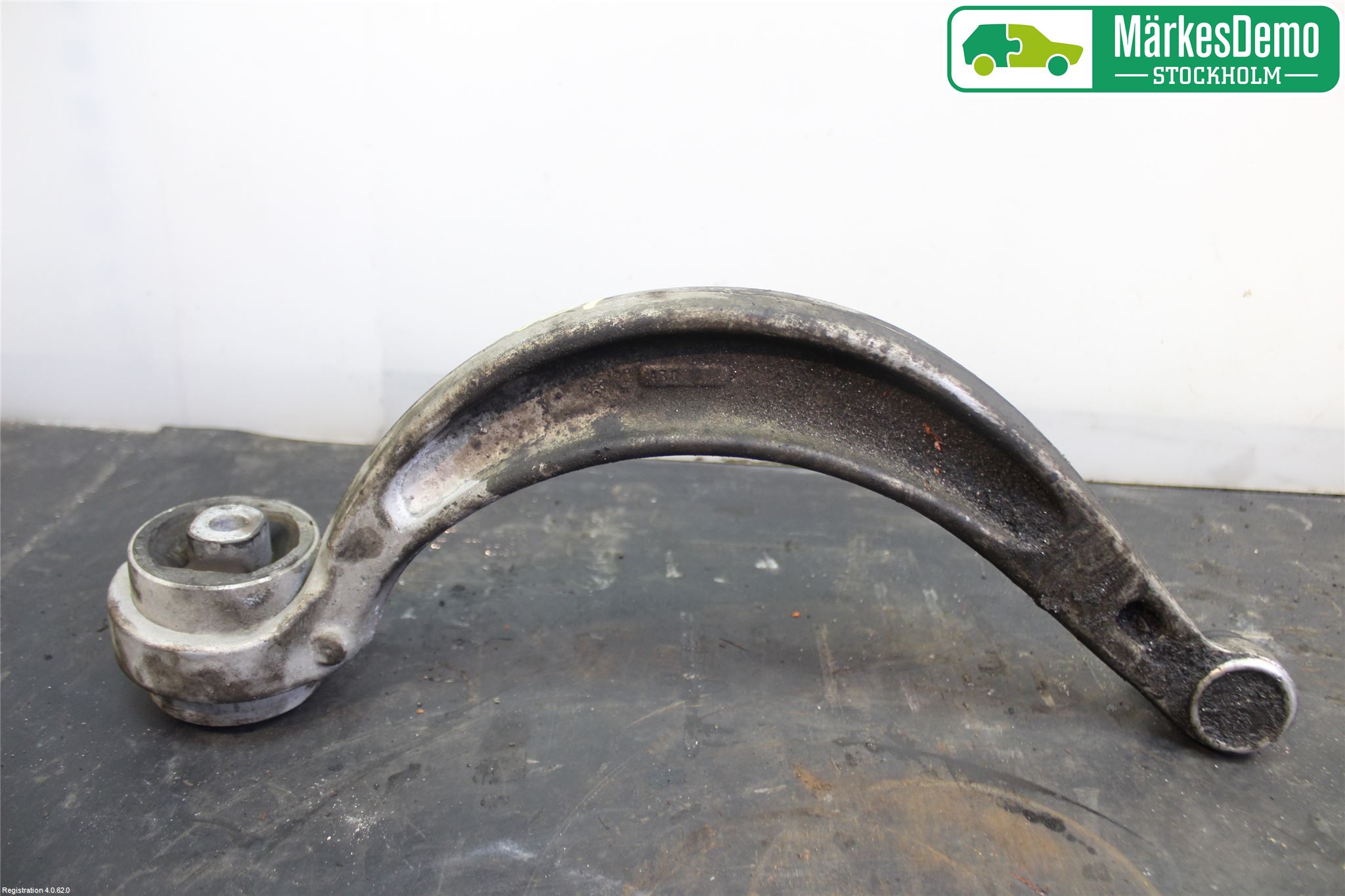 Audi A5 17- Bärarm Fram Undre Hö