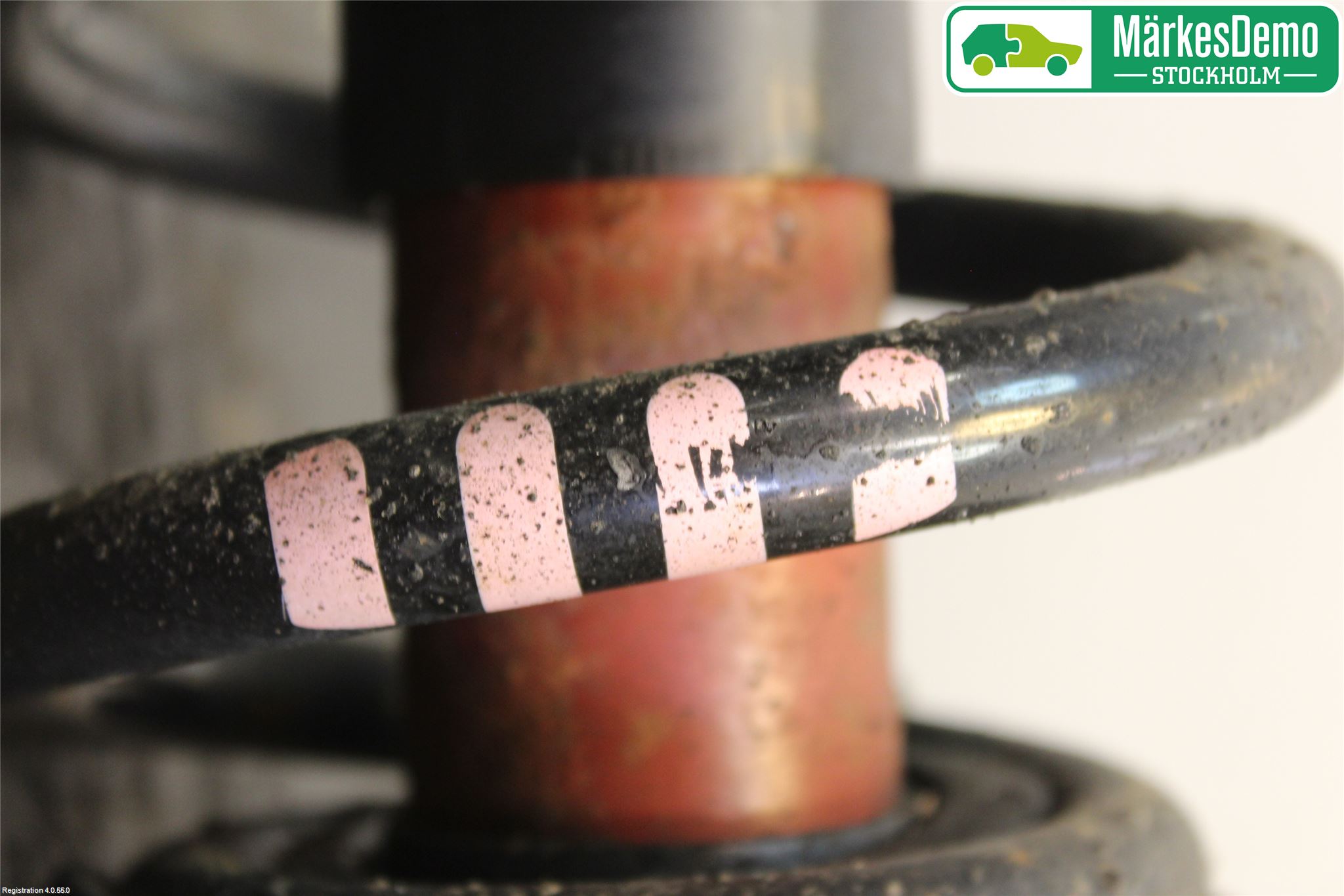 Audi A6/S6     05-11 Fjäderben Fram Höger