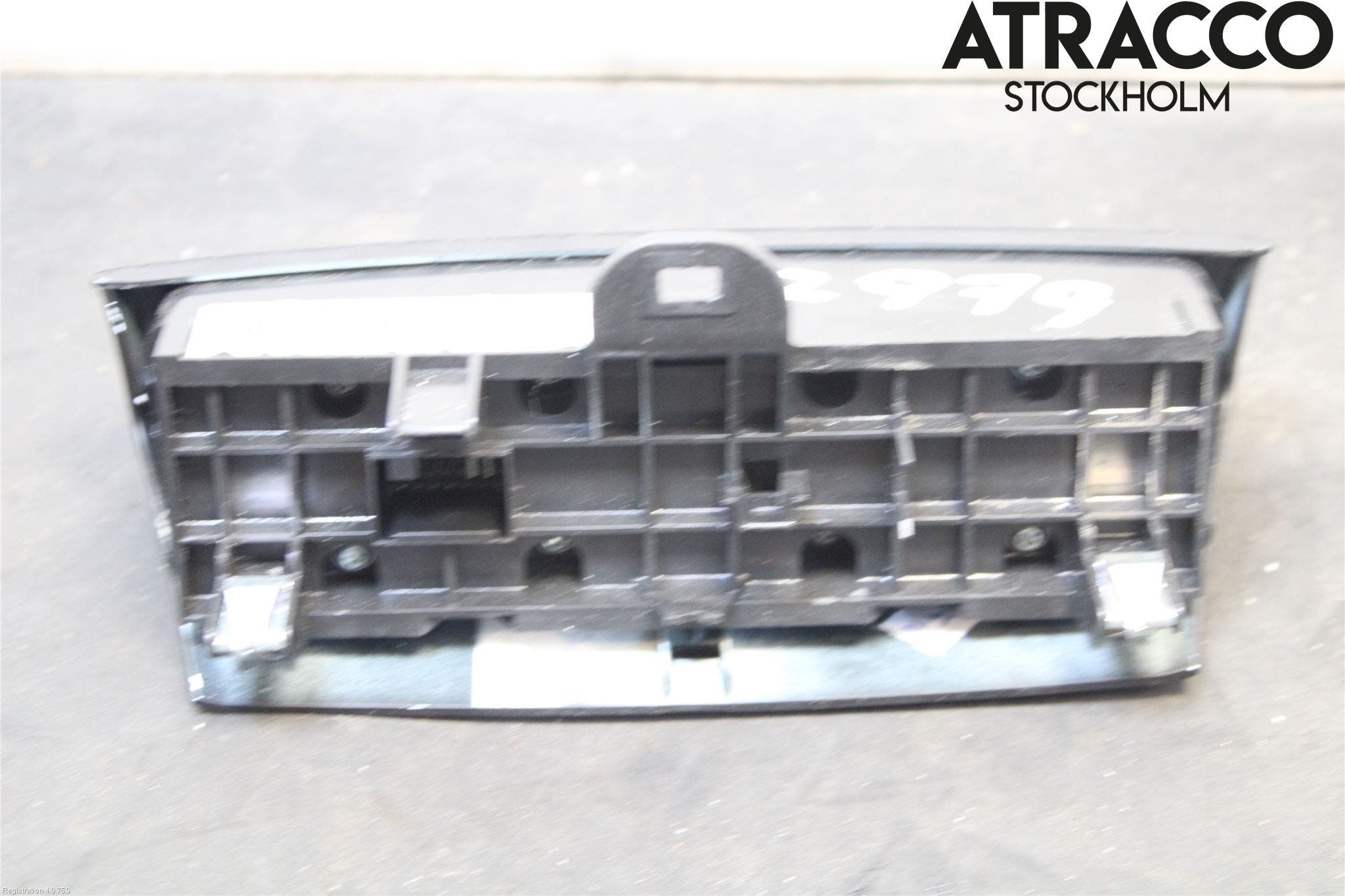 Mini ONE/COOPER 5DR F55 14-24 Strömställare Multifunktion