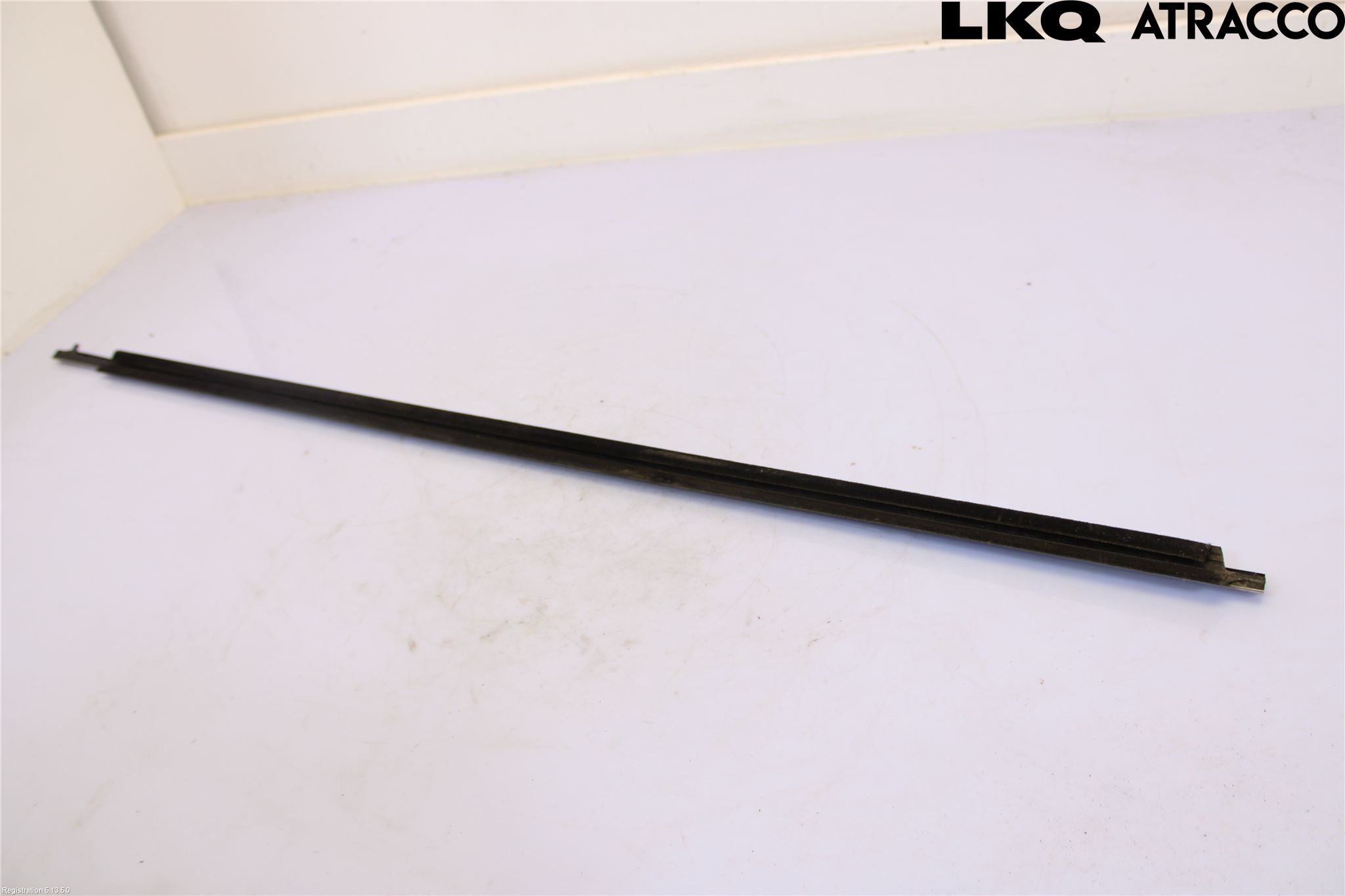 Toyota AURIS 13-19 Dörr Dekorlist Fram Hö