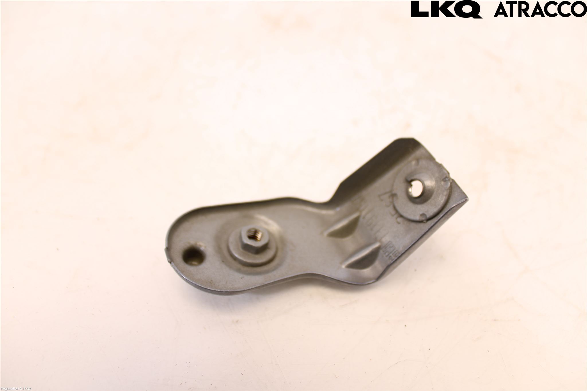 Opel CORSA D 07-14 Skärmfäste Fram Hö