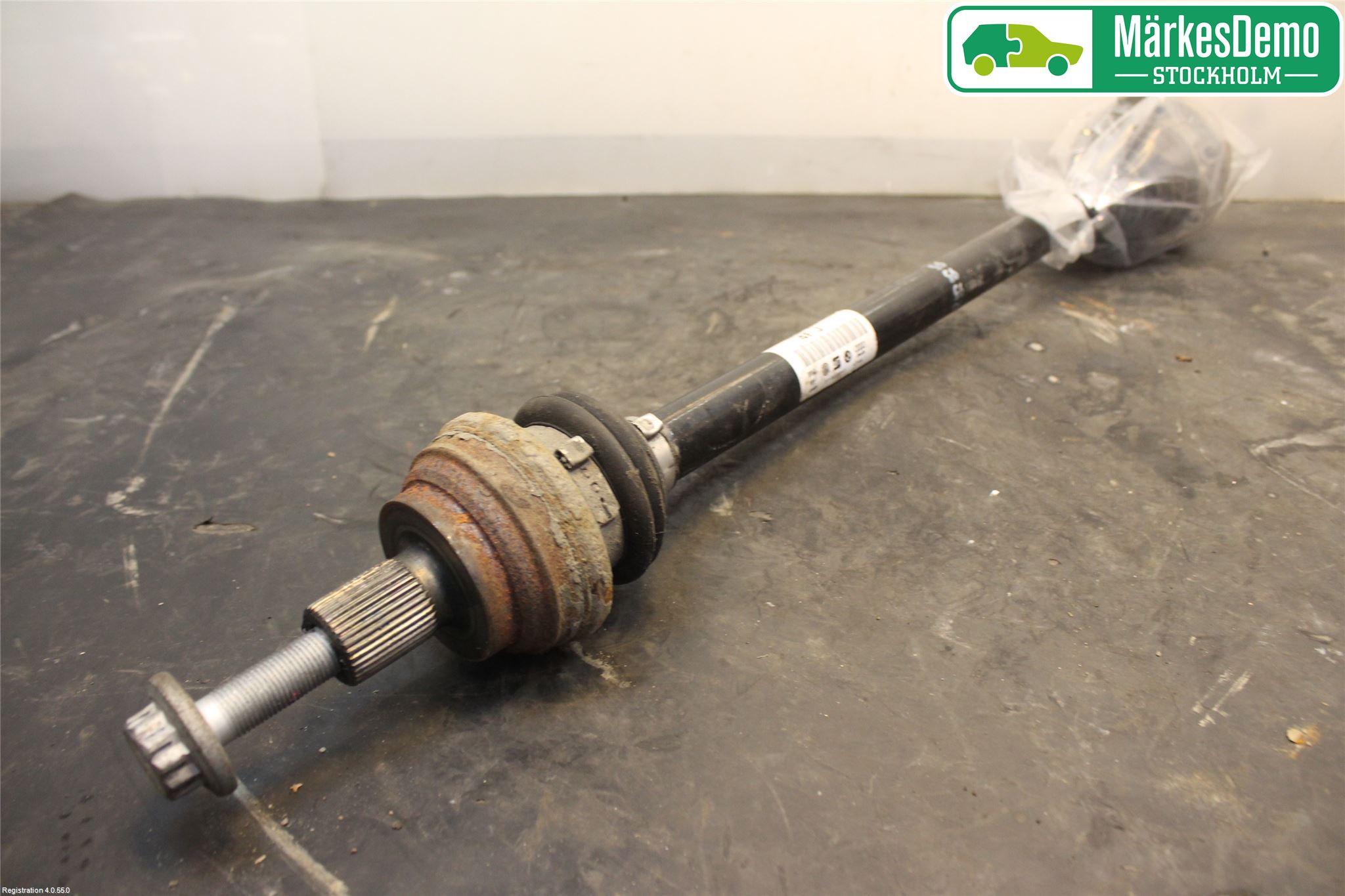 Audi Q3 8U 12-18 Drivaxel Bak Höger