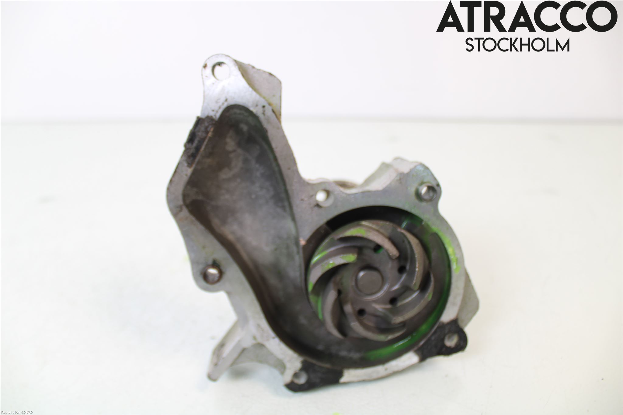 Ford FOCUS     04-07 Vattenpump