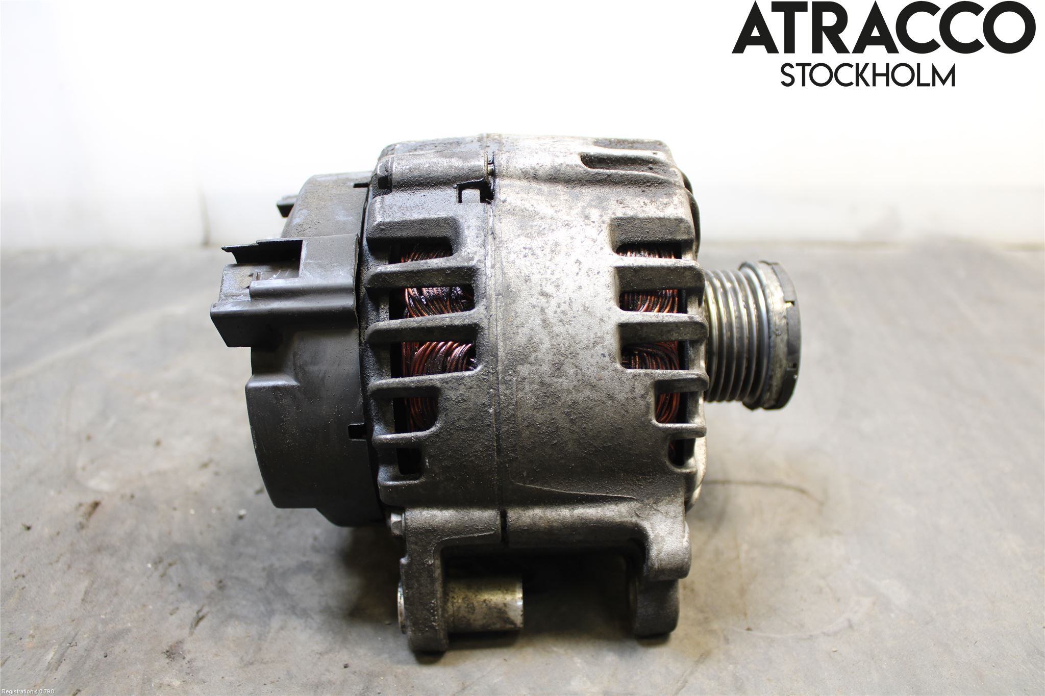 Volkswagen VW GOLF VI 09-13 Generator