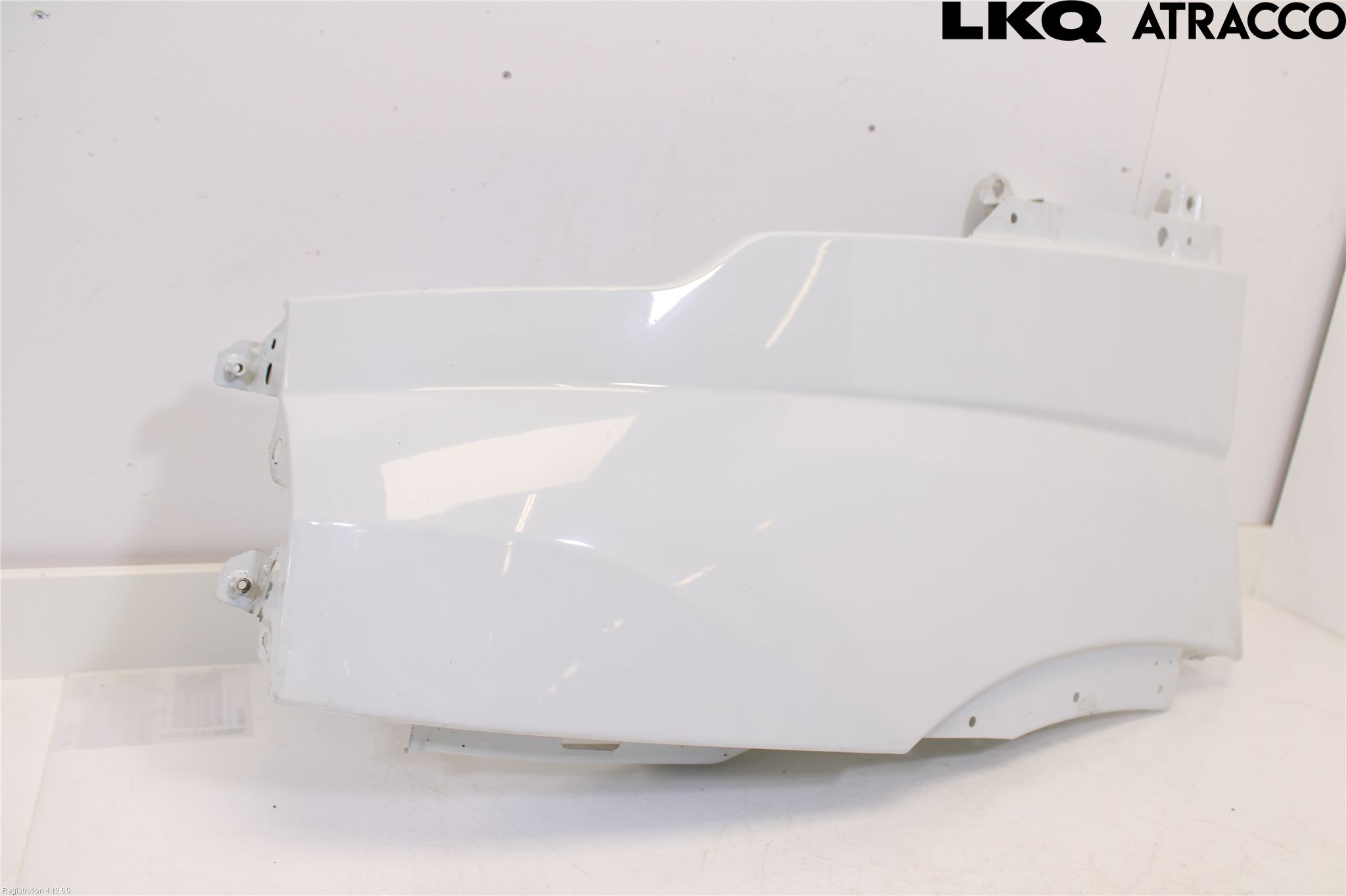 Iveco DAILY 14->> Skärm Fram Vänster