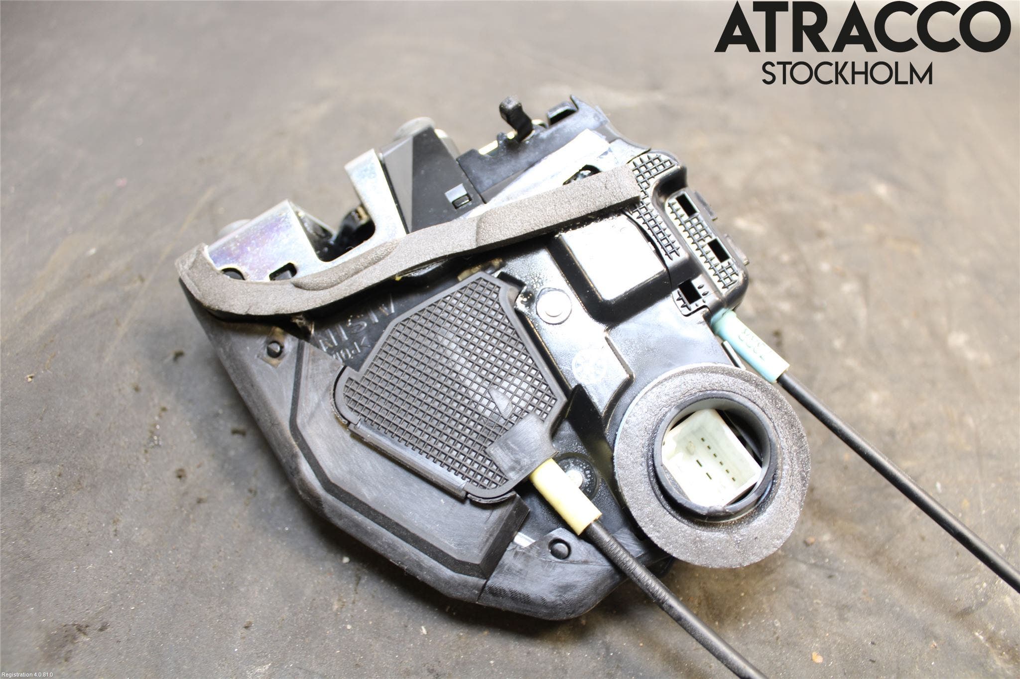 Toyota URBAN CRUISER Låskista-Dörrlås