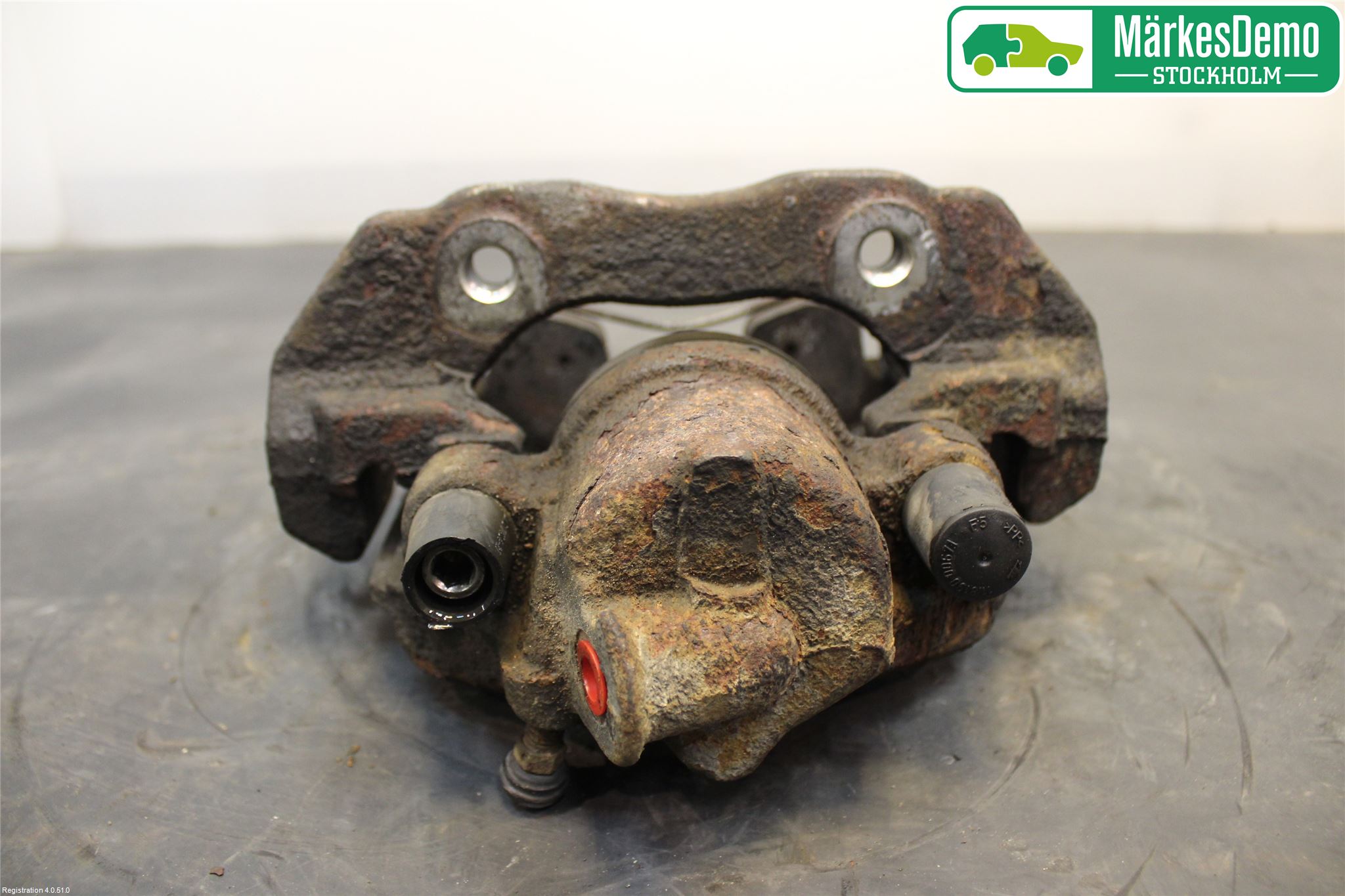 Ford TRANSIT CONNECT 03-08 Bromsok Fram Höger