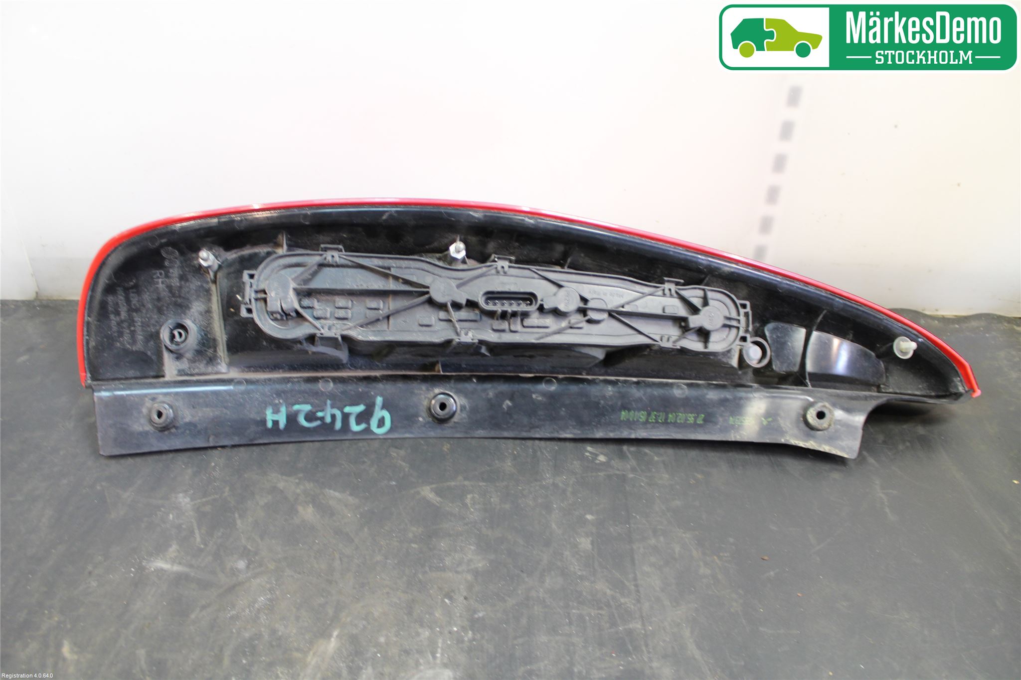 Mitsubishi COLT   04-08 Bakljus Höger