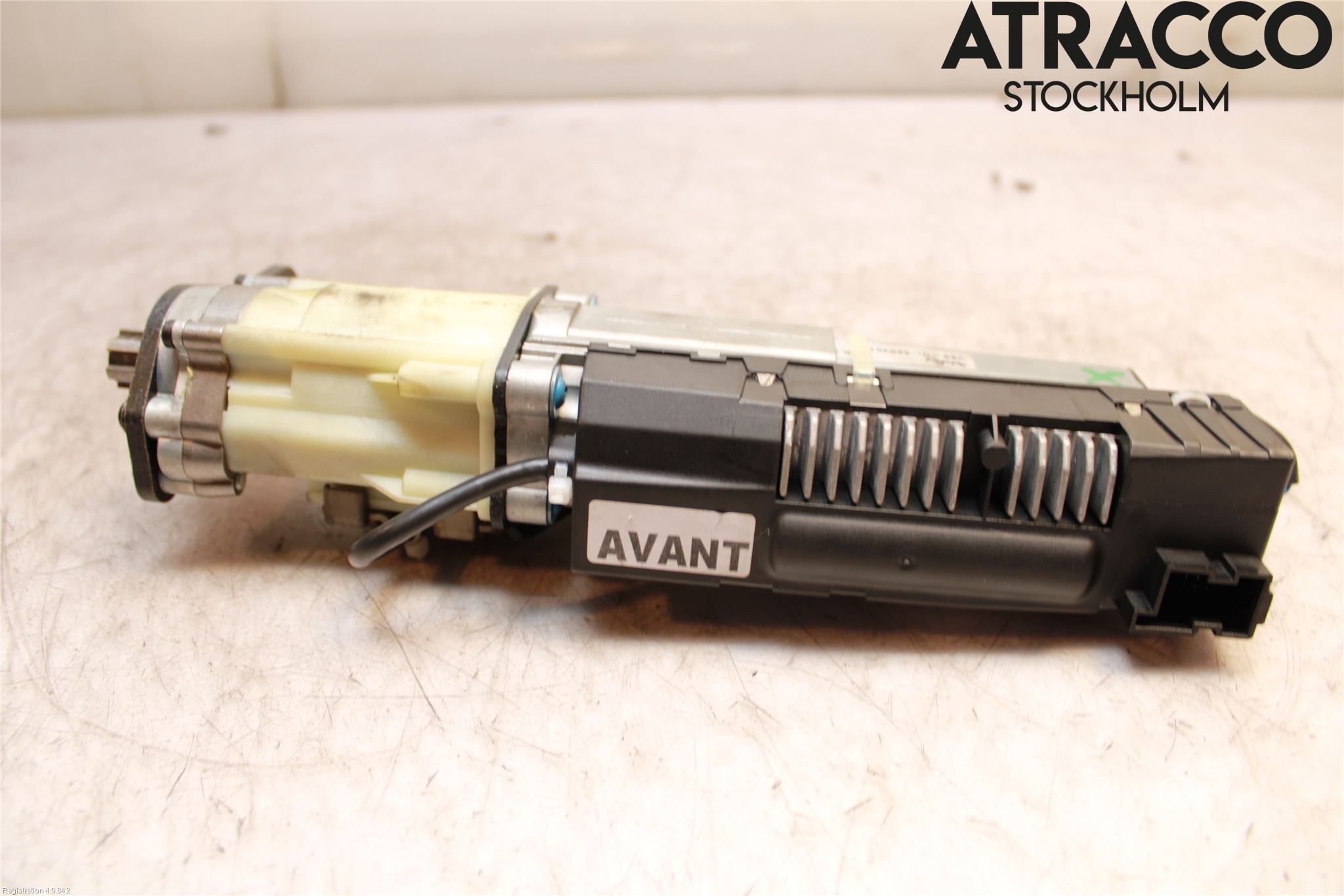 Audi A4 12-15 Bakluckeöppnare Automatisk