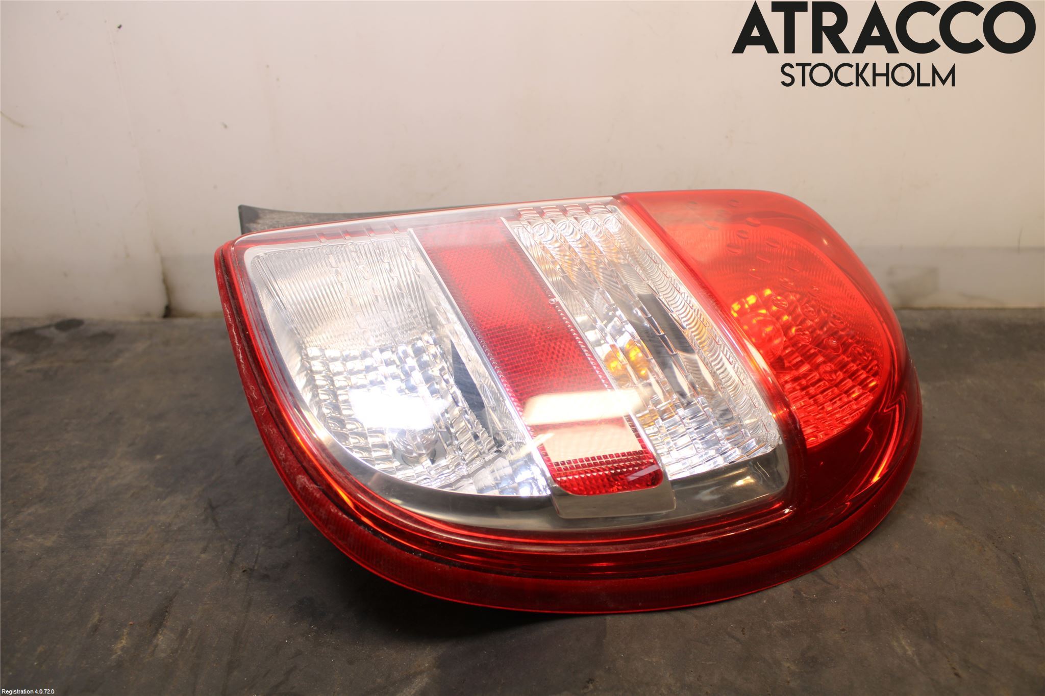 Nissan MICRA 11-16 Bakljus Höger