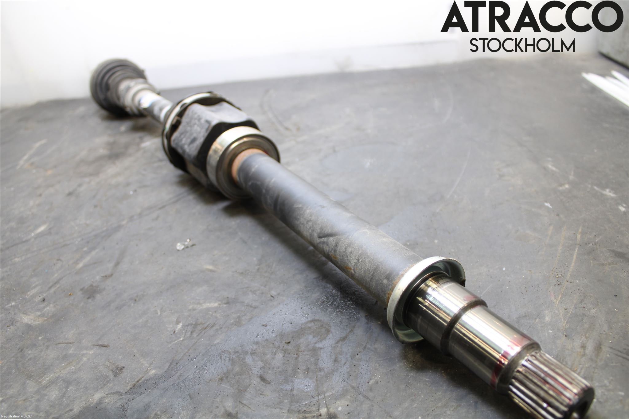 Lexus NX 300h 15-21 Drivaxel Fram Höger