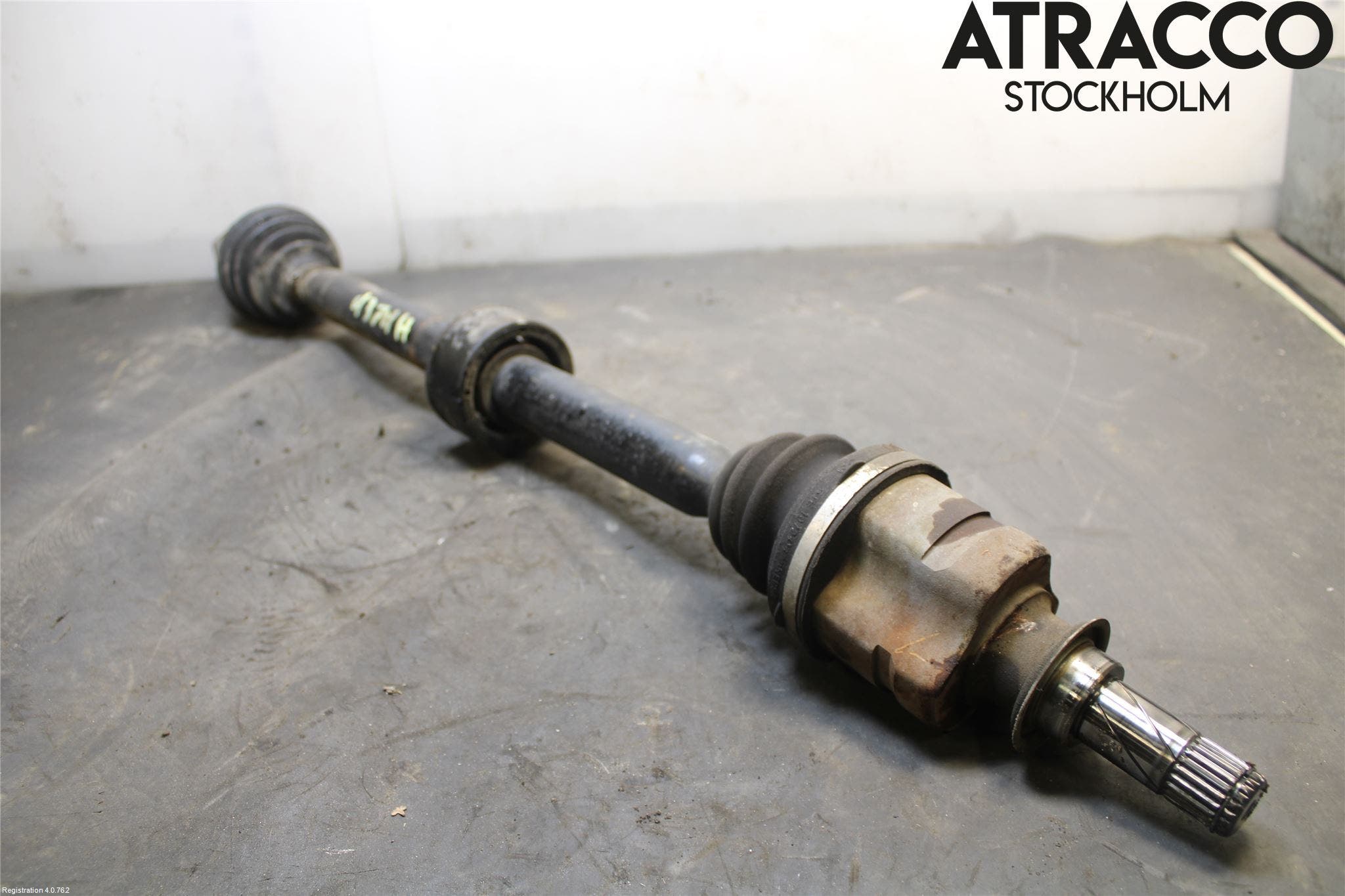 Opel CORSA D 07-14 Drivaxel Fram Höger