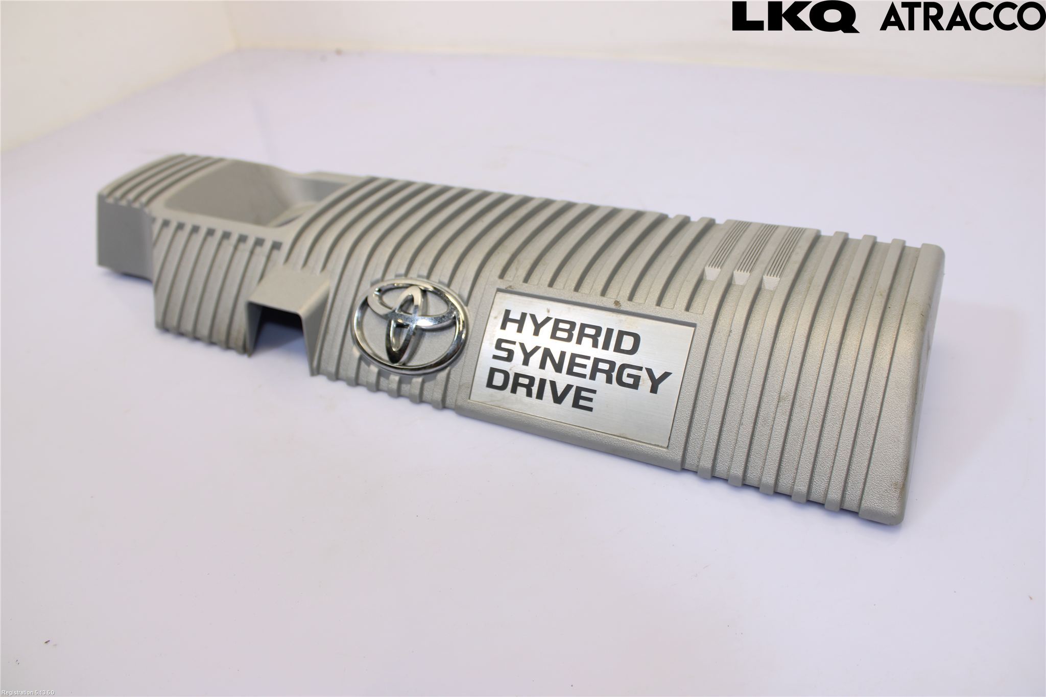 Toyota AURIS 13-19 Motorkåpa