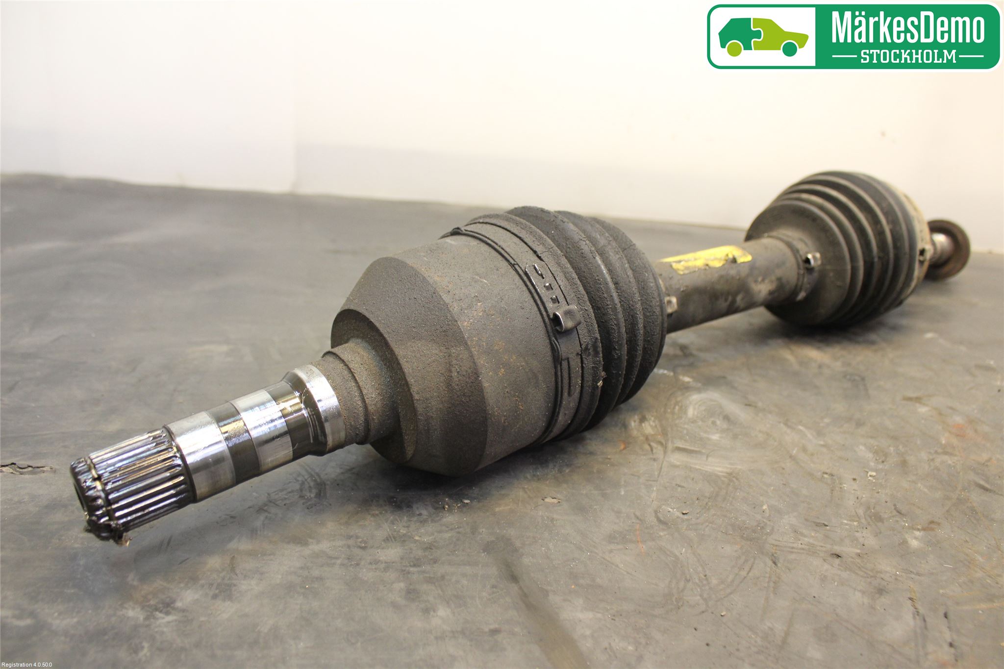 Saab 9-3 VER 2 Drivaxel Fram Vänster
