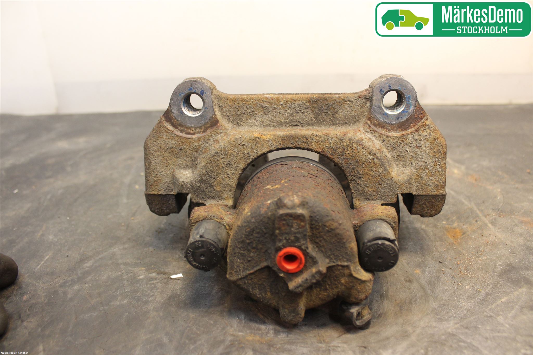 Saab 9-5     06-10 Bromsok Fram Vänster