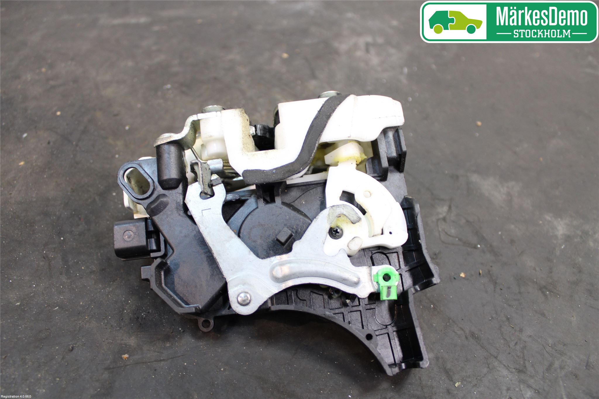 Mitsubishi LANCER 07-14 Låskista-Dörrlås