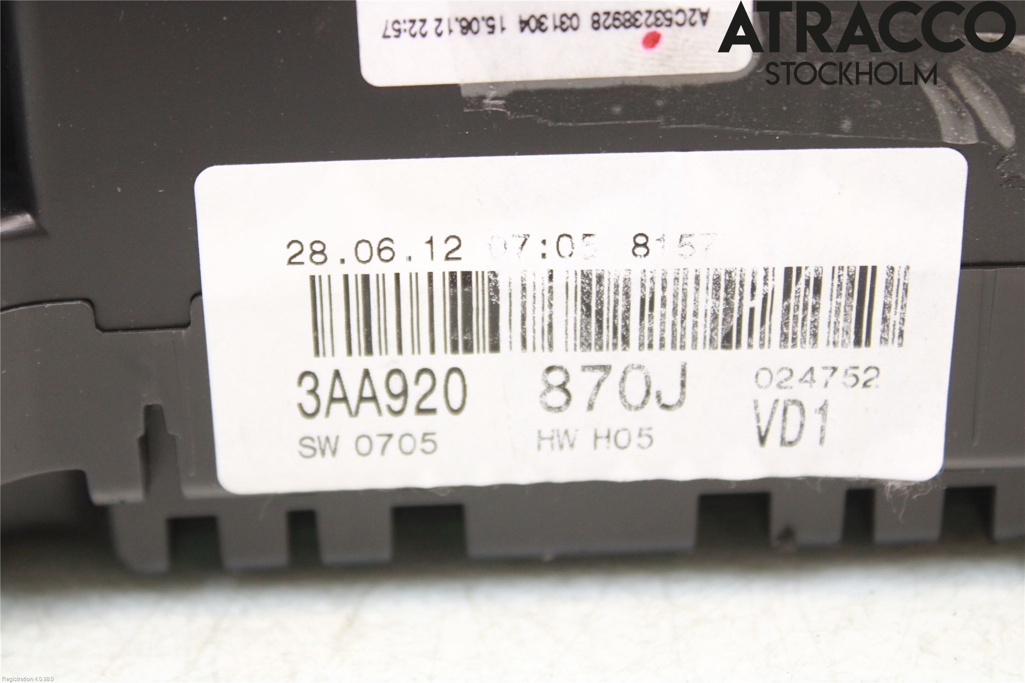 Volkswagen VW PASSAT 11-14 Instrument Komb