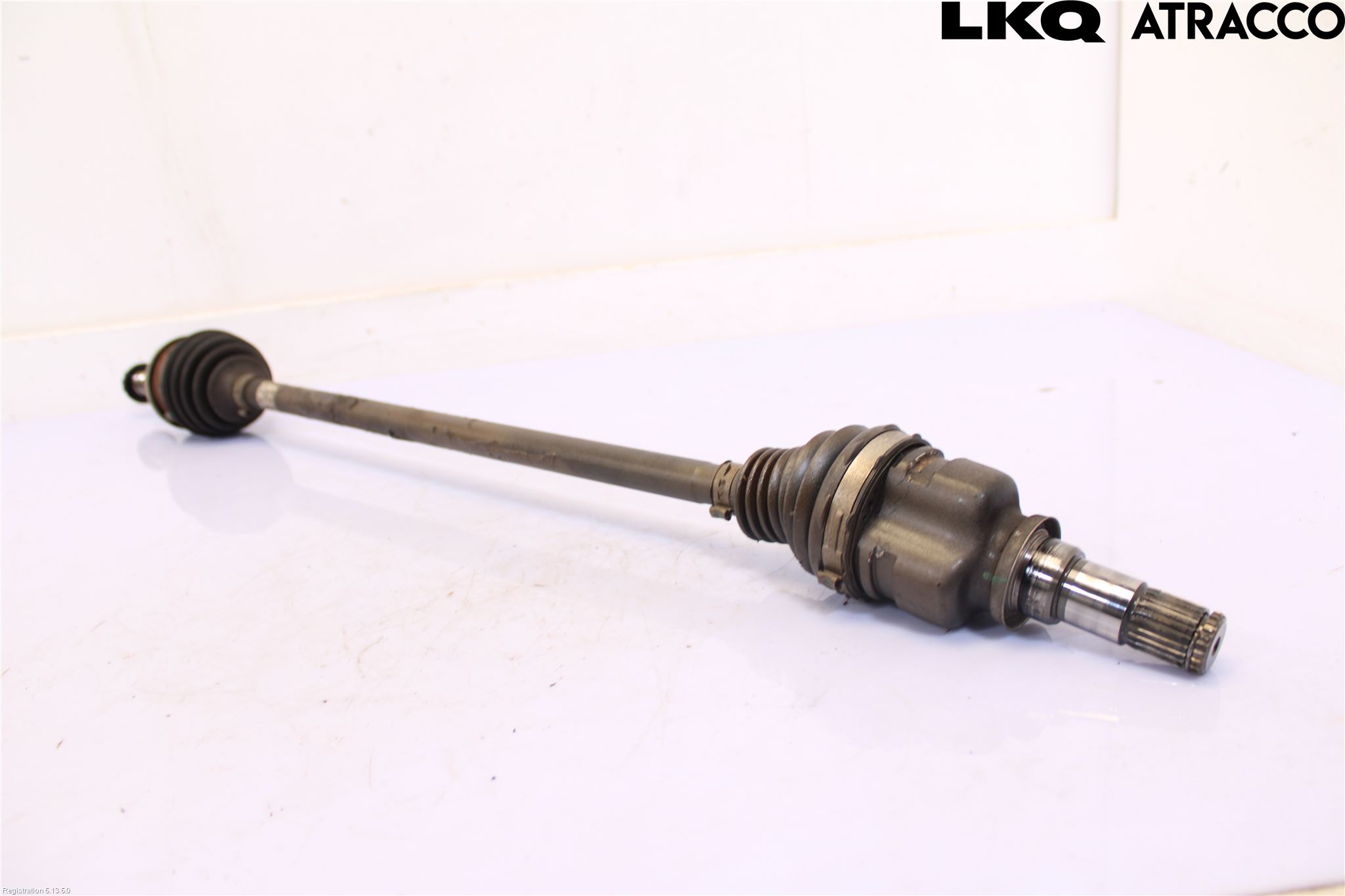 Toyota AYGO X AB70 22- Drivaxel Fram Höger