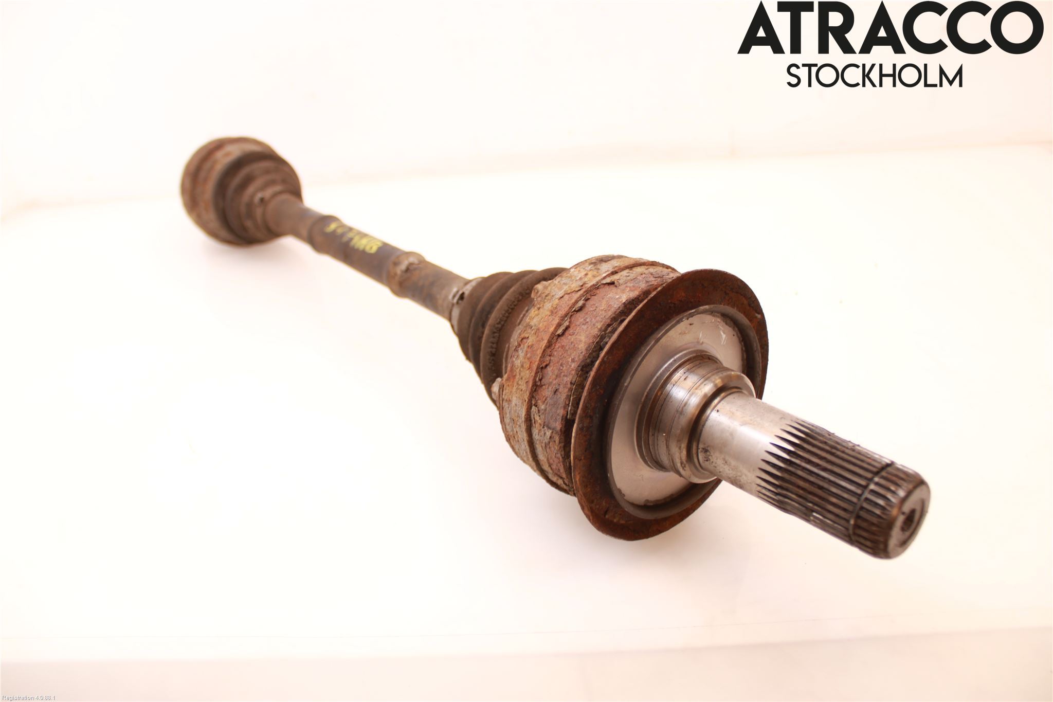 BMW 3 E90/91 SED/TOU 05-12 Drivaxel Bak Höger