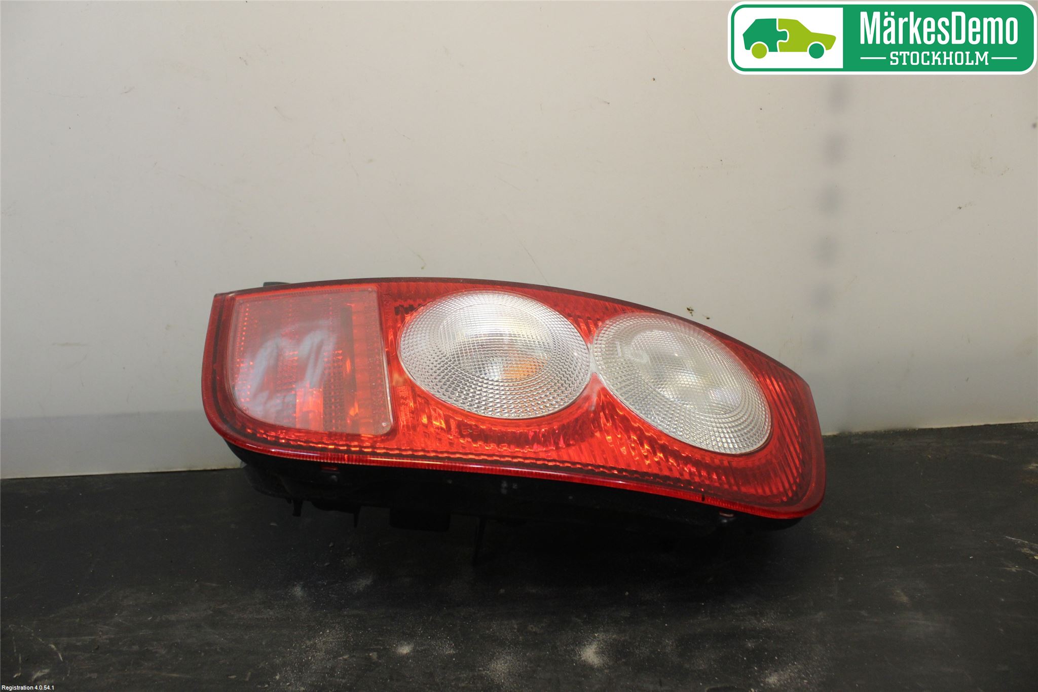 Nissan MICRA 03-07 Bakljus Höger